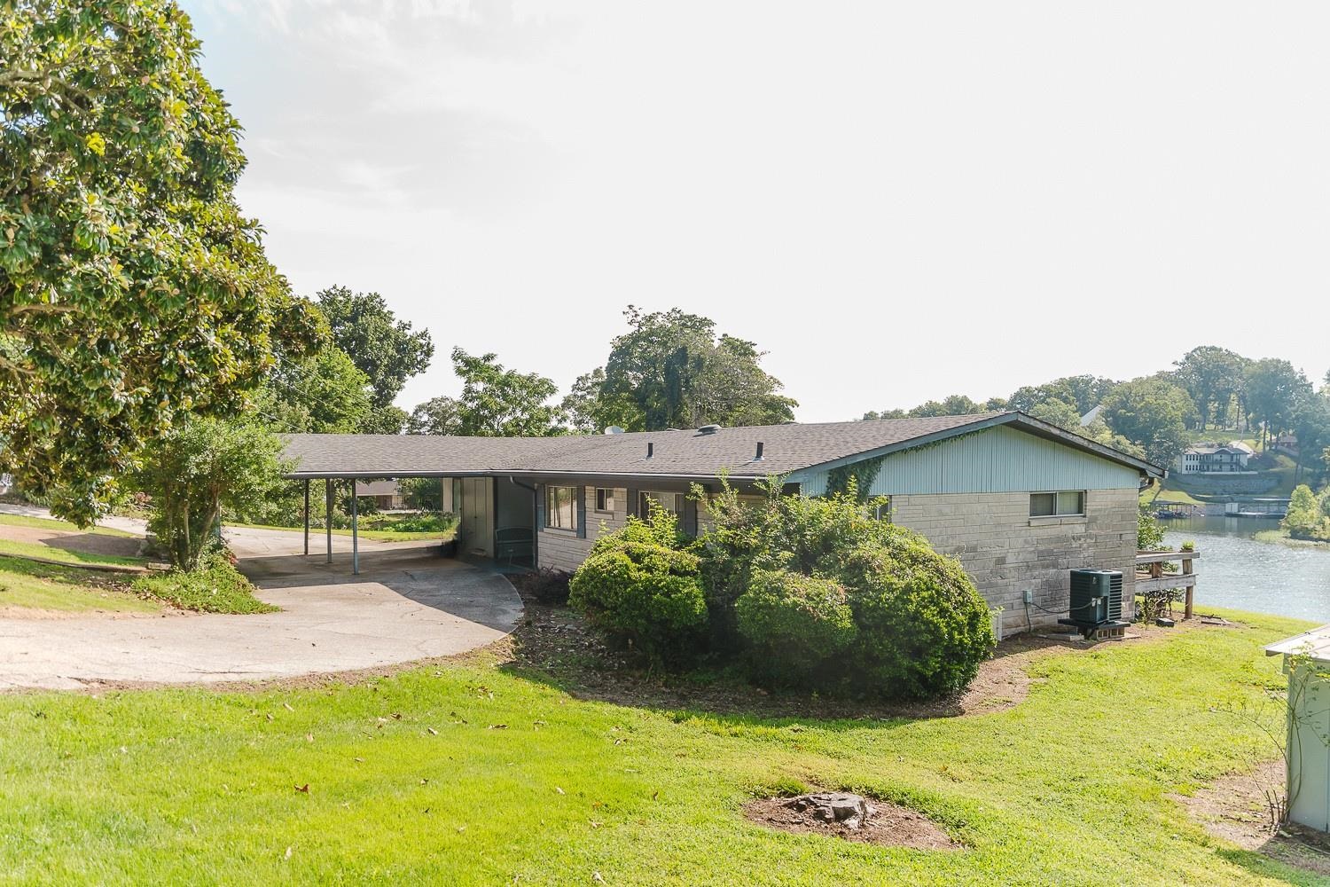 2130 Lime Kiln Rd, Muscle Shoals, AL 35661 — photo 1