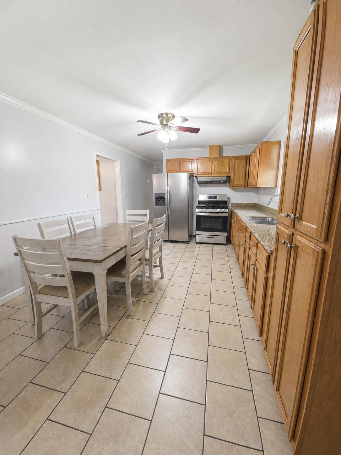 406 Montgomery St, Russellville, AL 35653 — photo 5