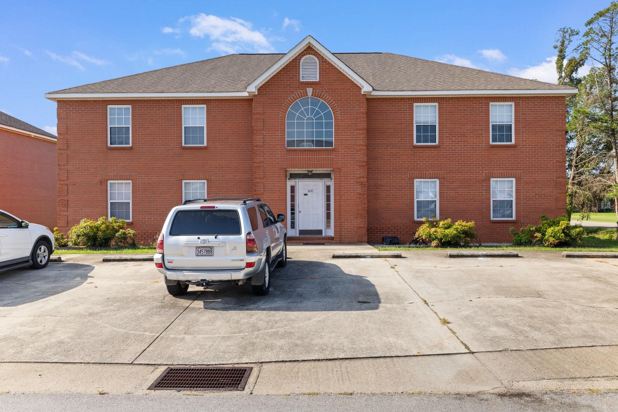 400-411 E Pershing Ave, Muscle Shoals, AL 35661 — photo 2