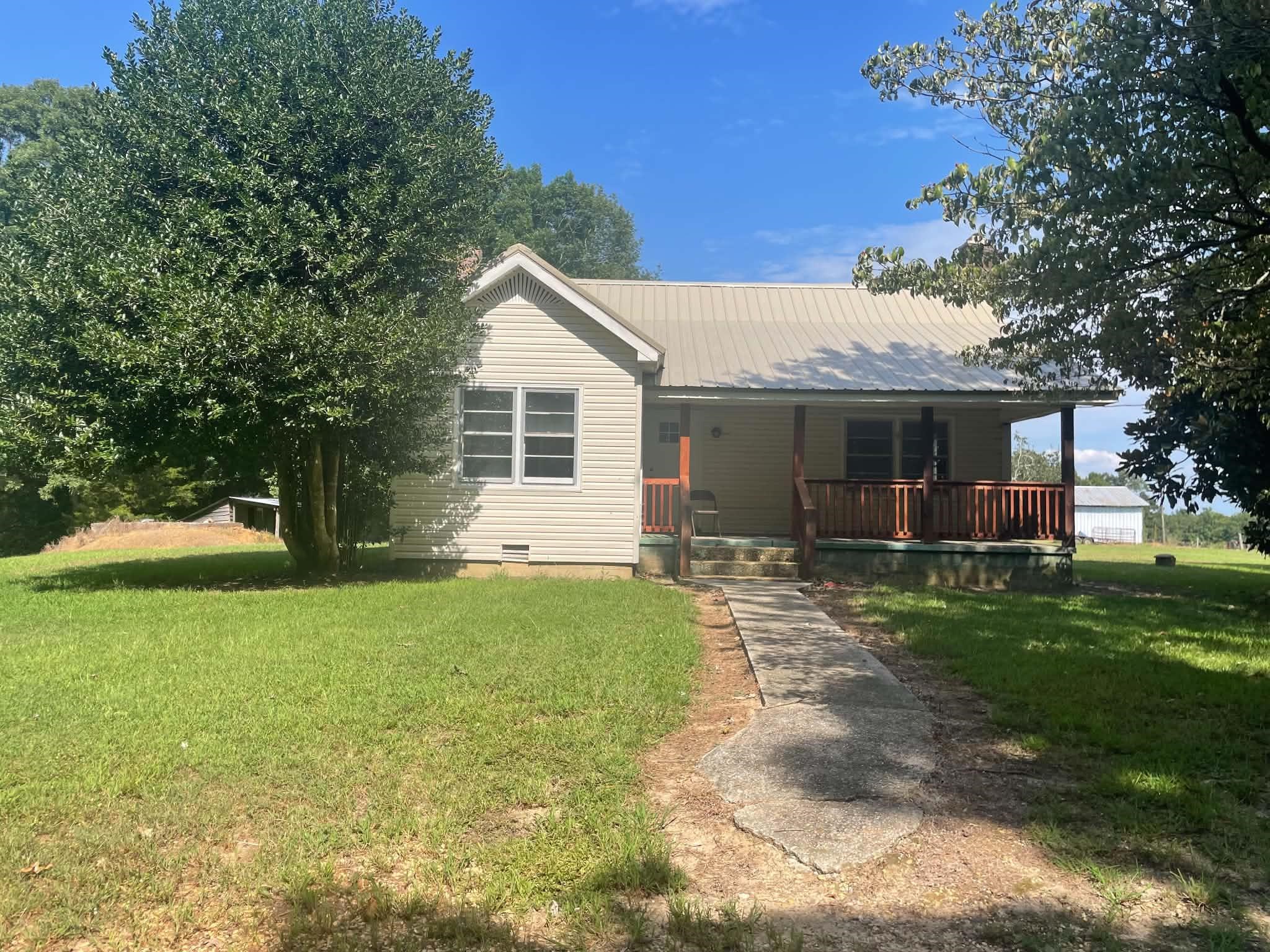 2460 Hwy 172, Hodges, AL 35571 — photo 1