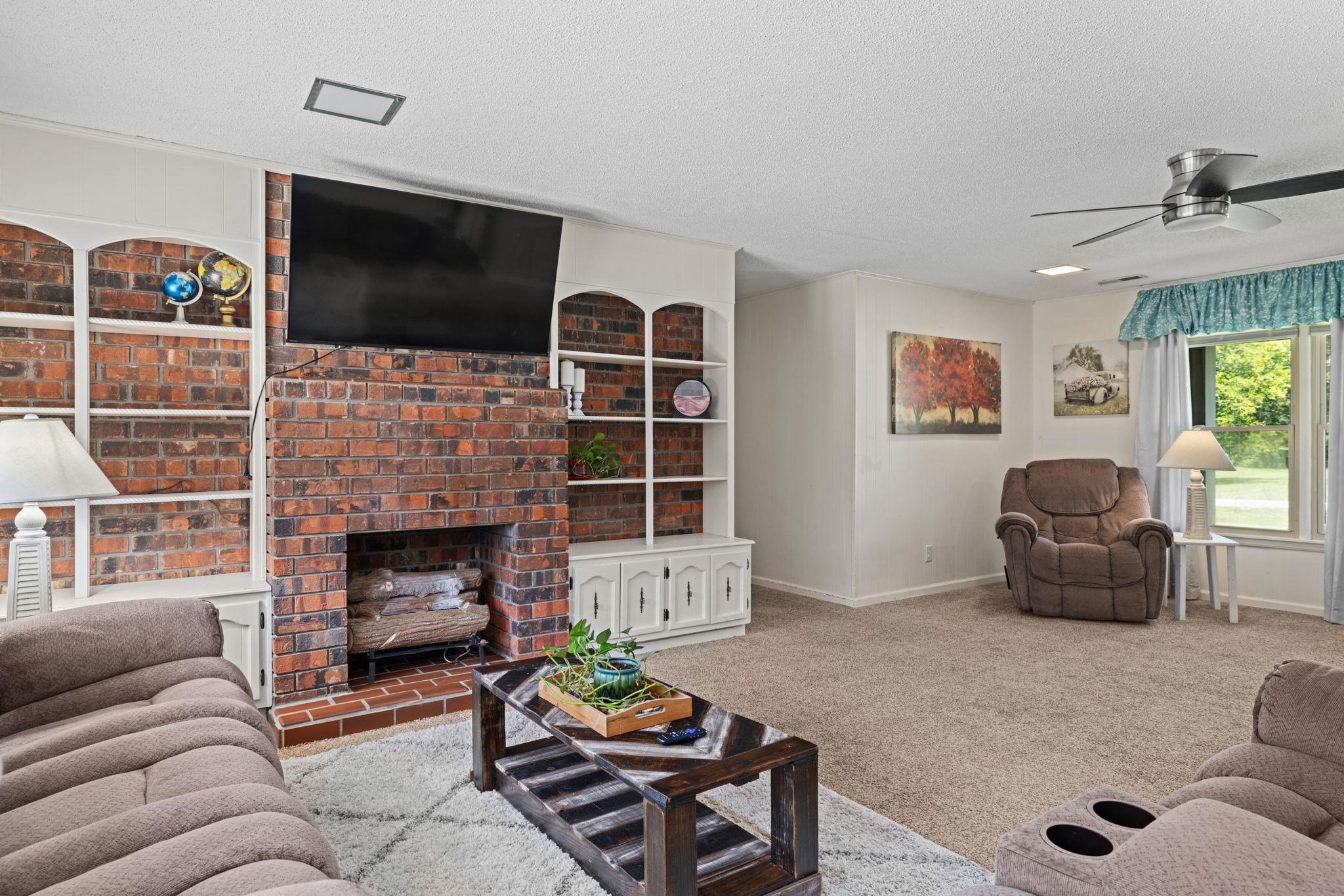 728 Rose St, Rogersville, AL 35652 — photo 7