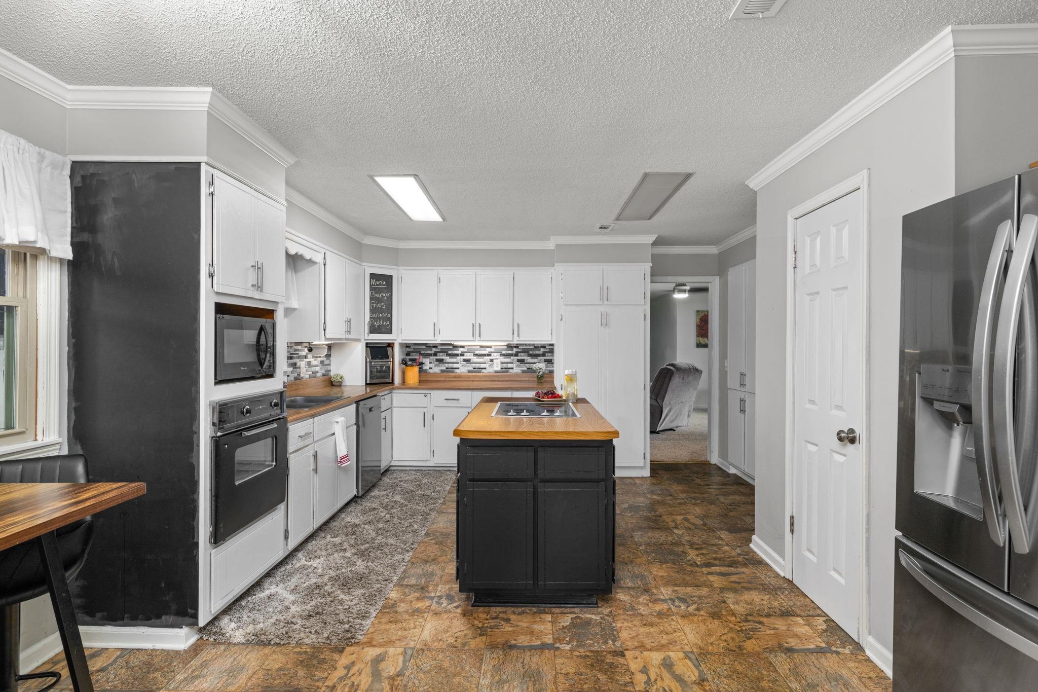 728 Rose St, Rogersville, AL 35652 — photo 8