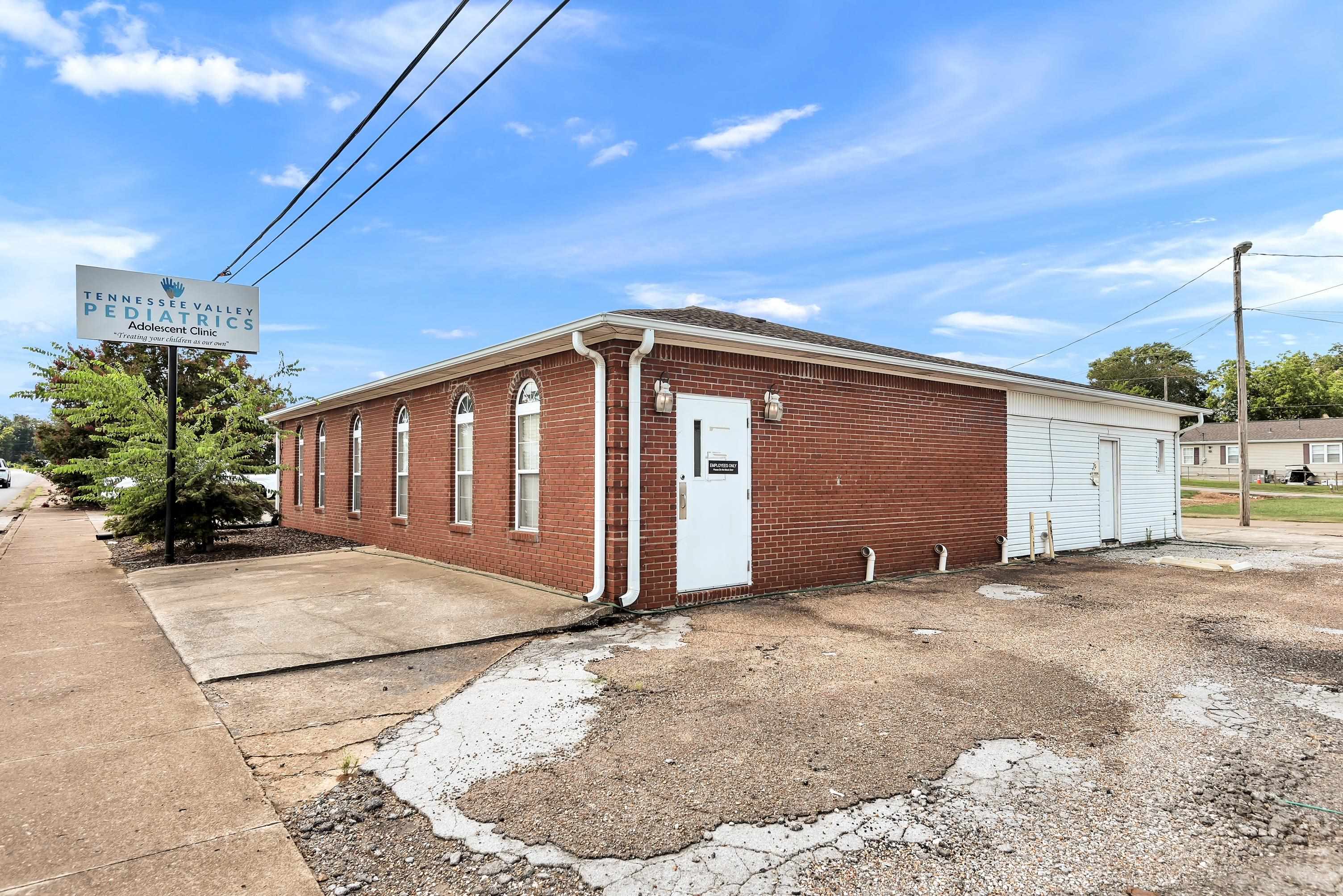 1111 S Jackson Hwy, Sheffield, AL 35660 — photo 2