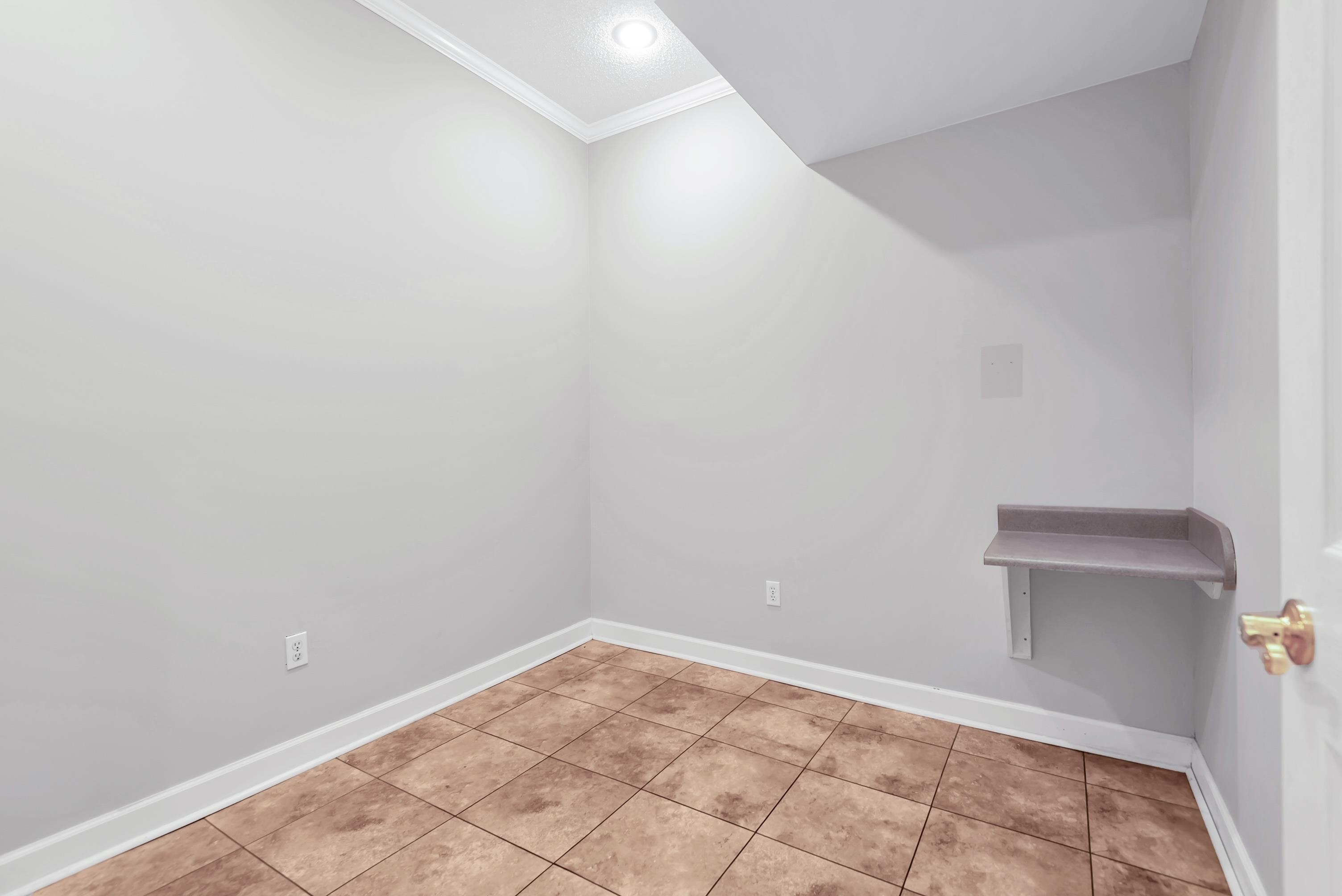 1111 S Jackson Hwy, Sheffield, AL 35660 — photo 9