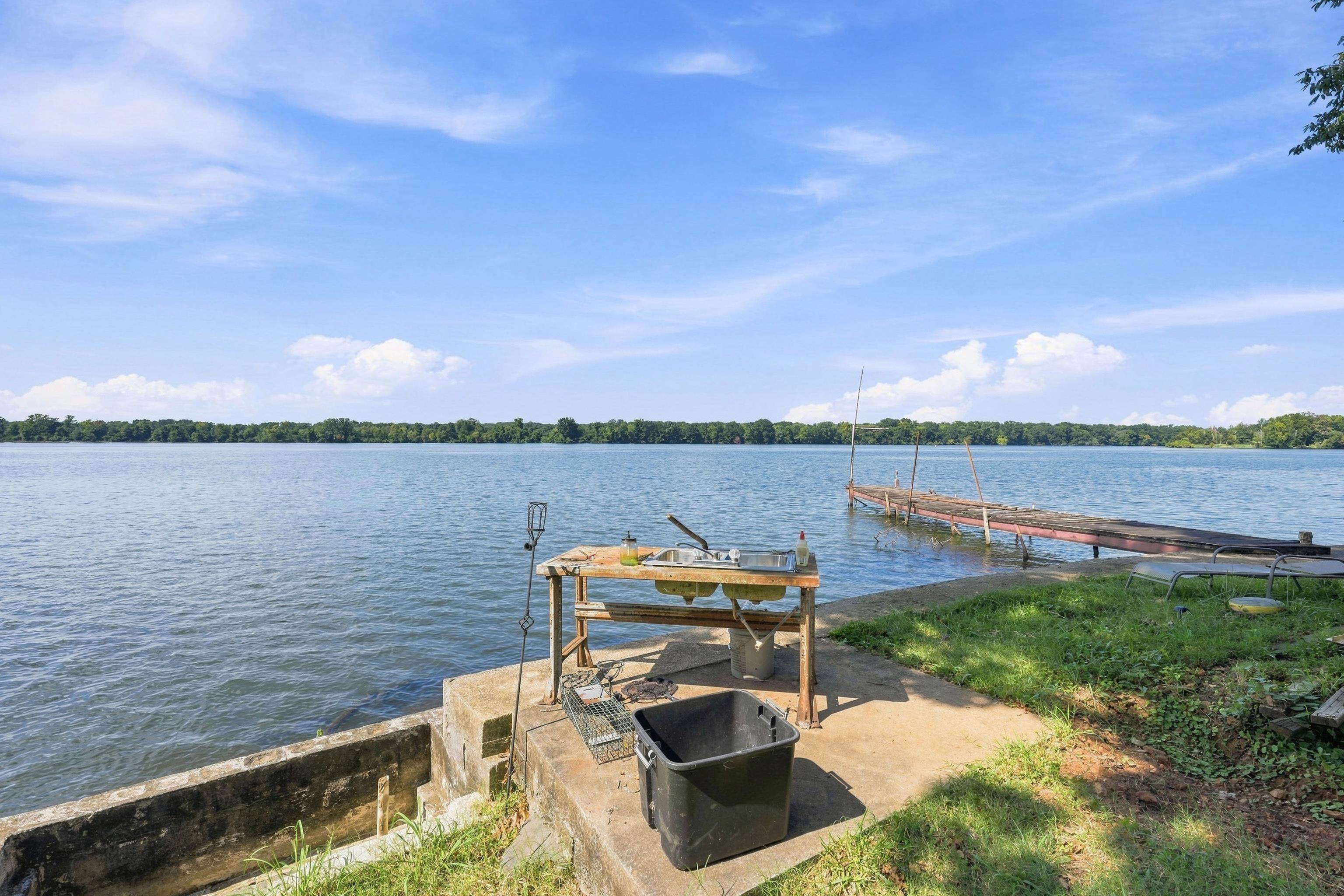 645 Carter Dr, Tuscumbia, AL 35674 — photo 3
