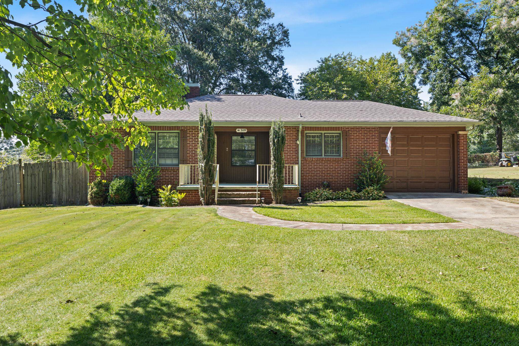 3109 E 18th Ave, Sheffield, AL 35660 — photo 1