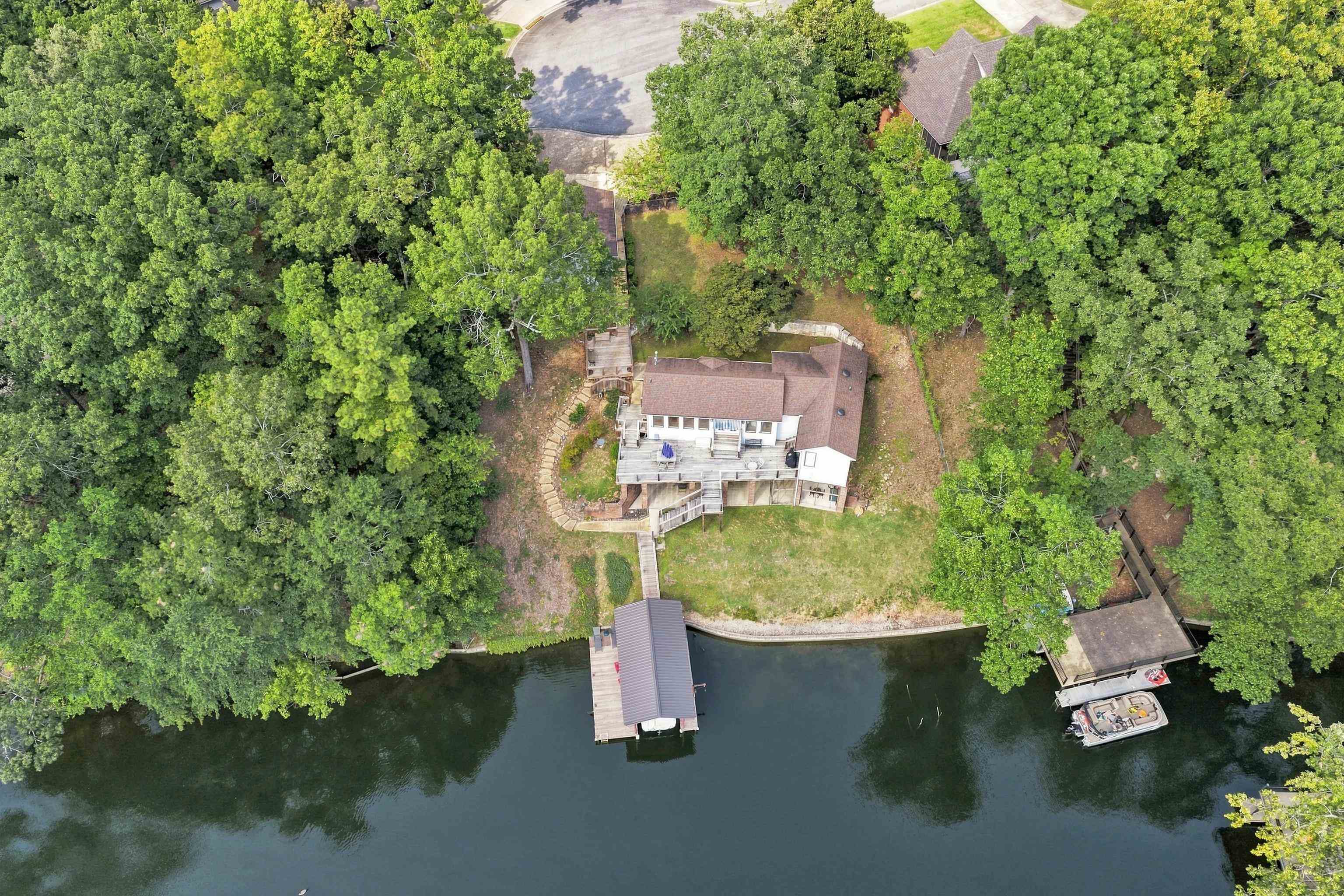 407 Lakeside Cr, Muscle Shoals, AL 35661 — photo 7