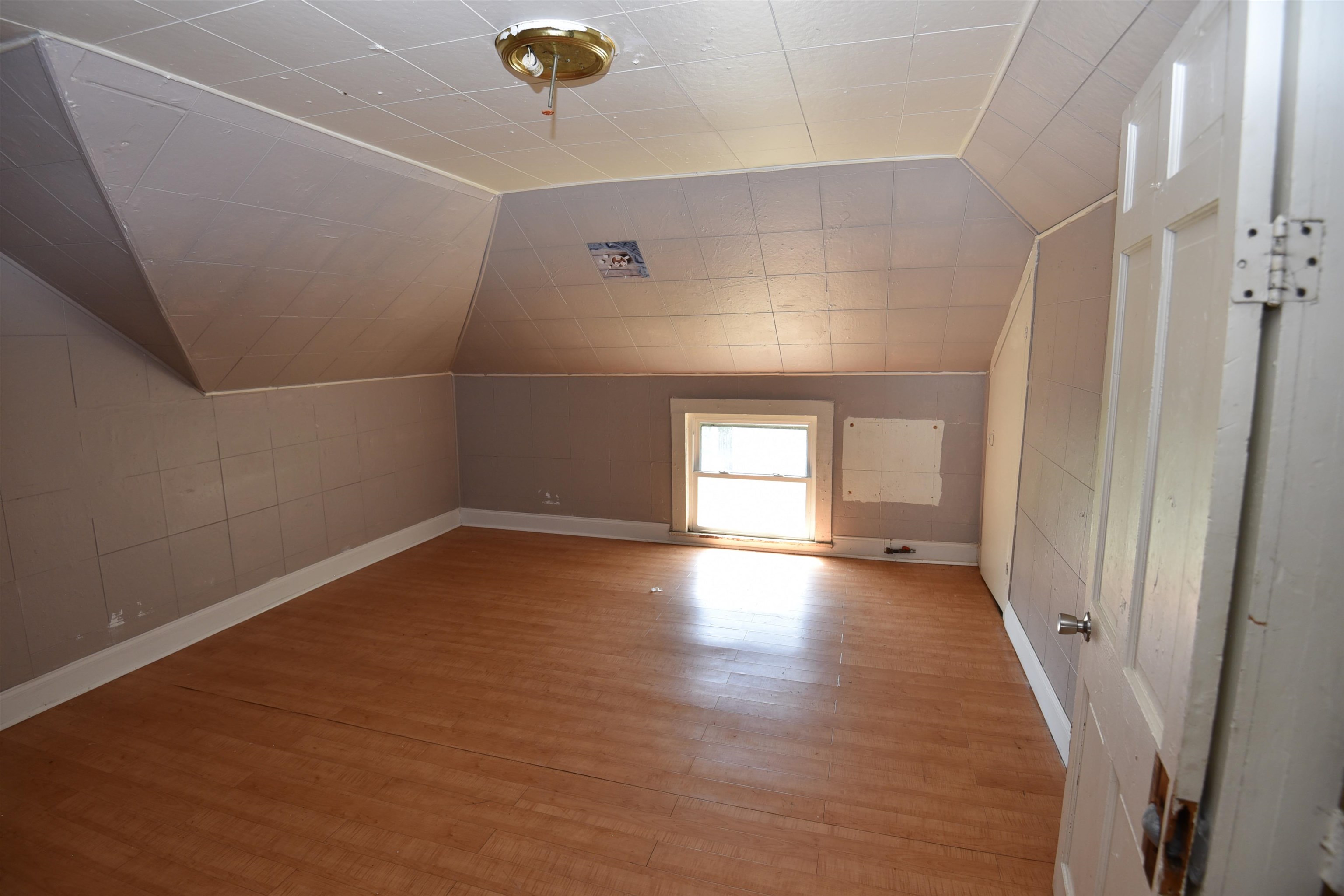 1511 E 26th St, Sheffield, AL 35660 — photo 10