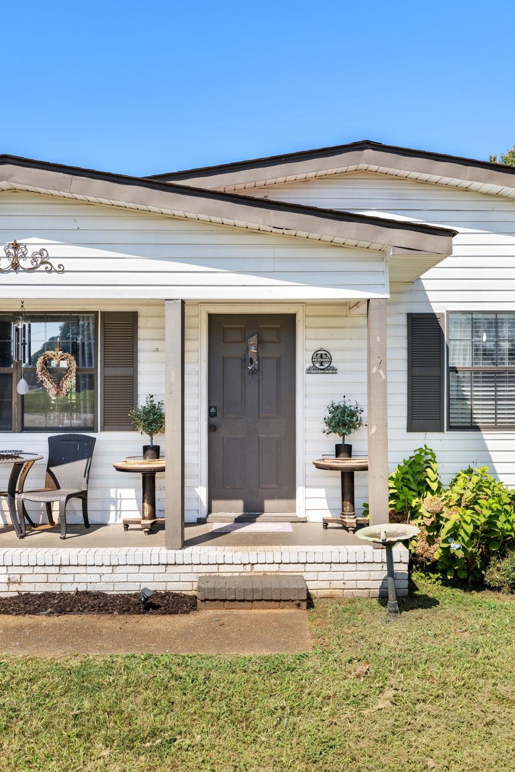 304 S Gusmus Ave, Muscle Shoals, AL 35661 — photo 4