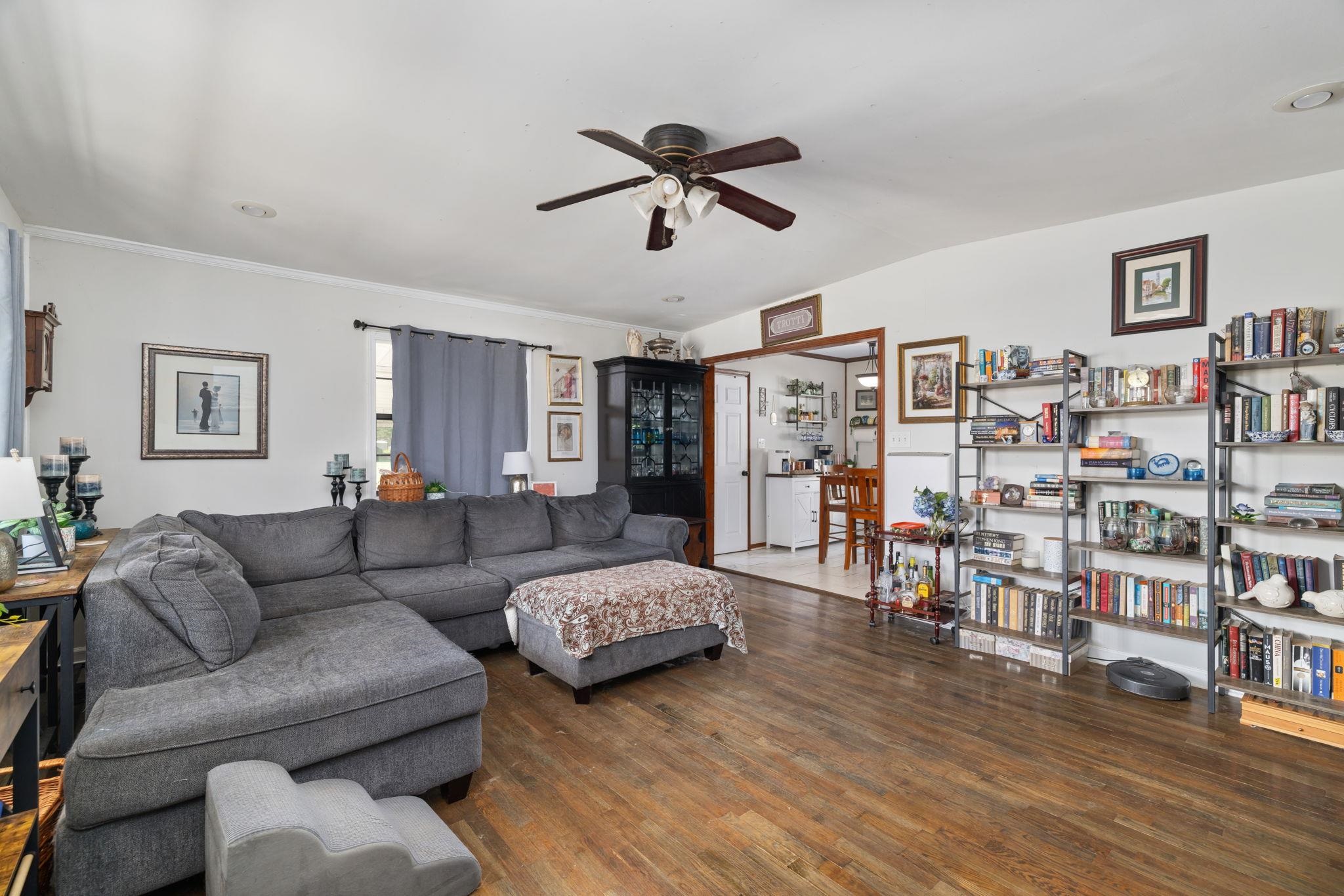 304 S Gusmus Ave, Muscle Shoals, AL 35661 — photo 8