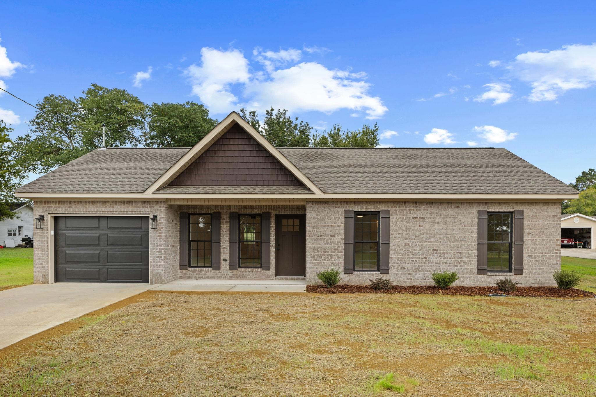 3405 Mason St, Muscle Shoals, AL 35661 — photo 1