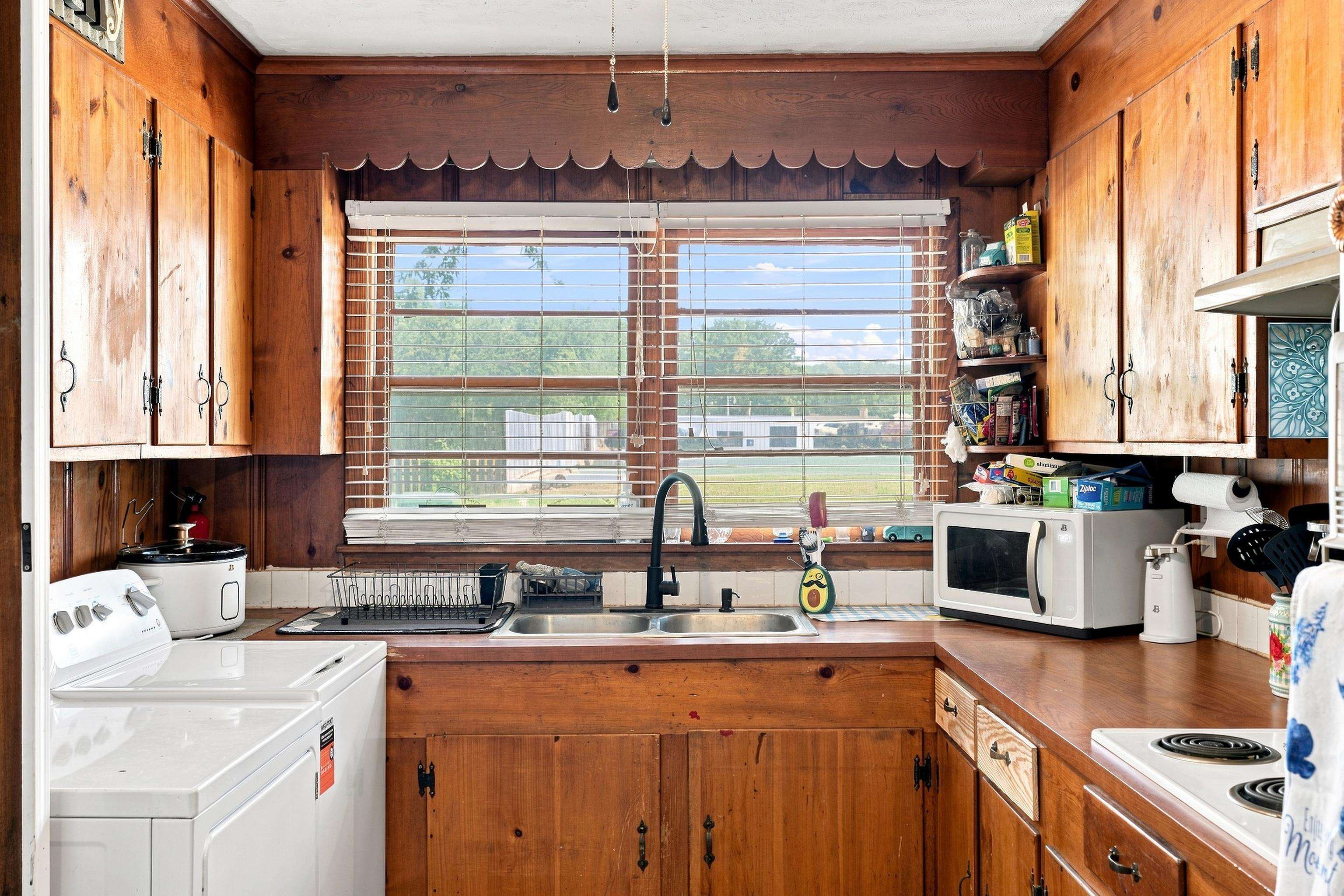 108 W Tunstall St, Tuscumbia, AL 35674 — photo 5