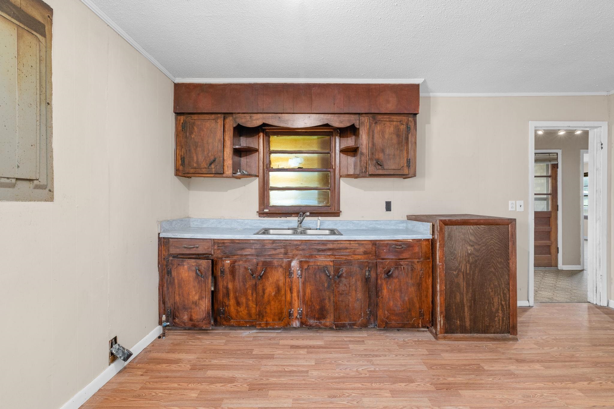 906 S Atlanta Ave, Sheffield, AL 35660 — photo 6