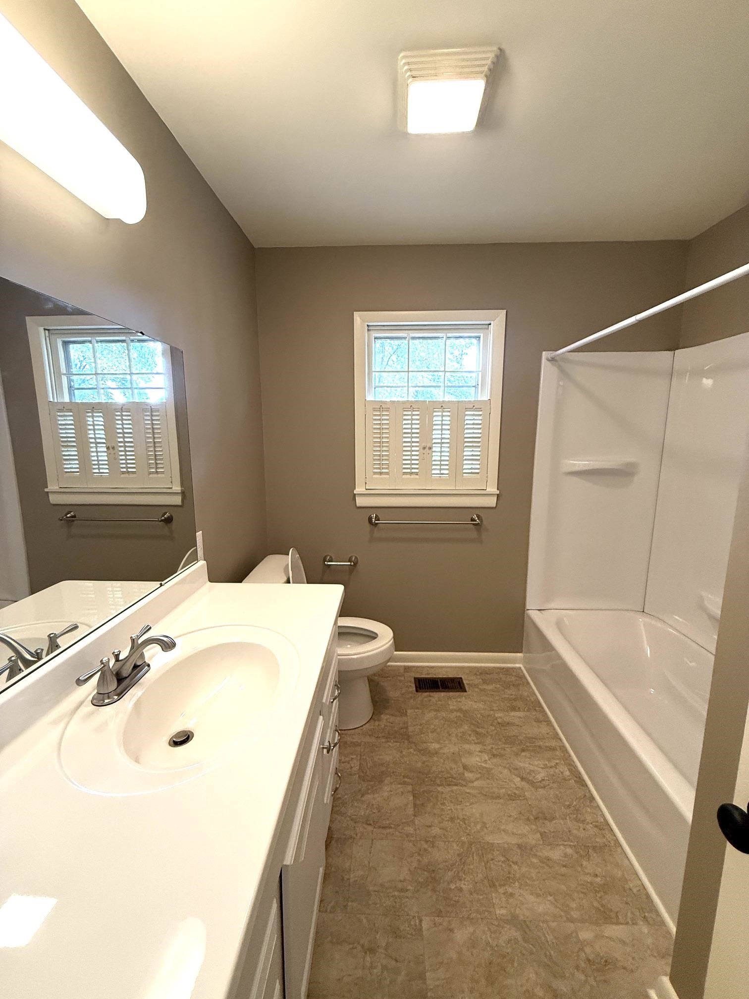 1624 SW Primrose Dr, Decatur, AL 35601 — photo 8