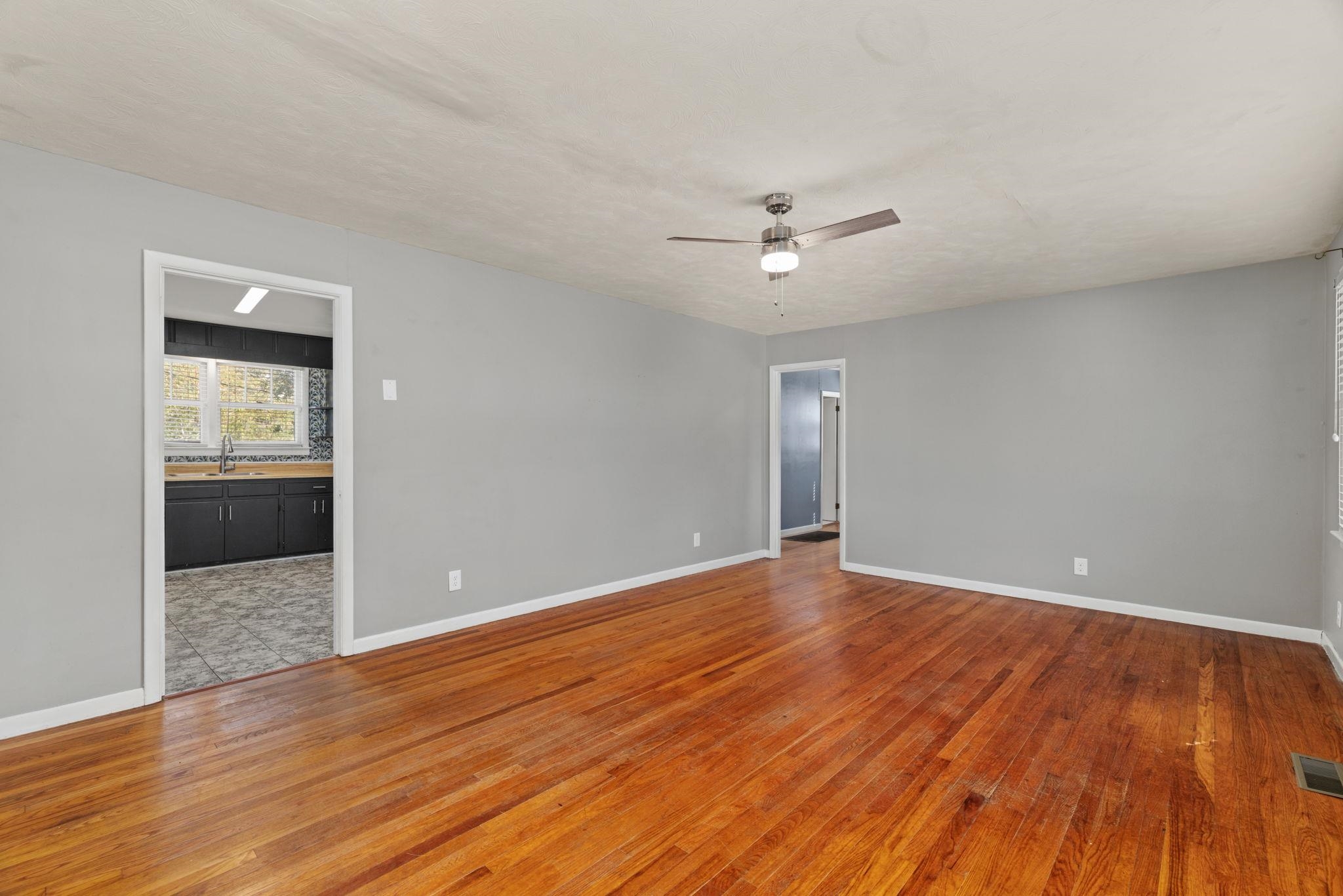 1107 Bernice St, Tuscumbia, AL 35674 — photo 7