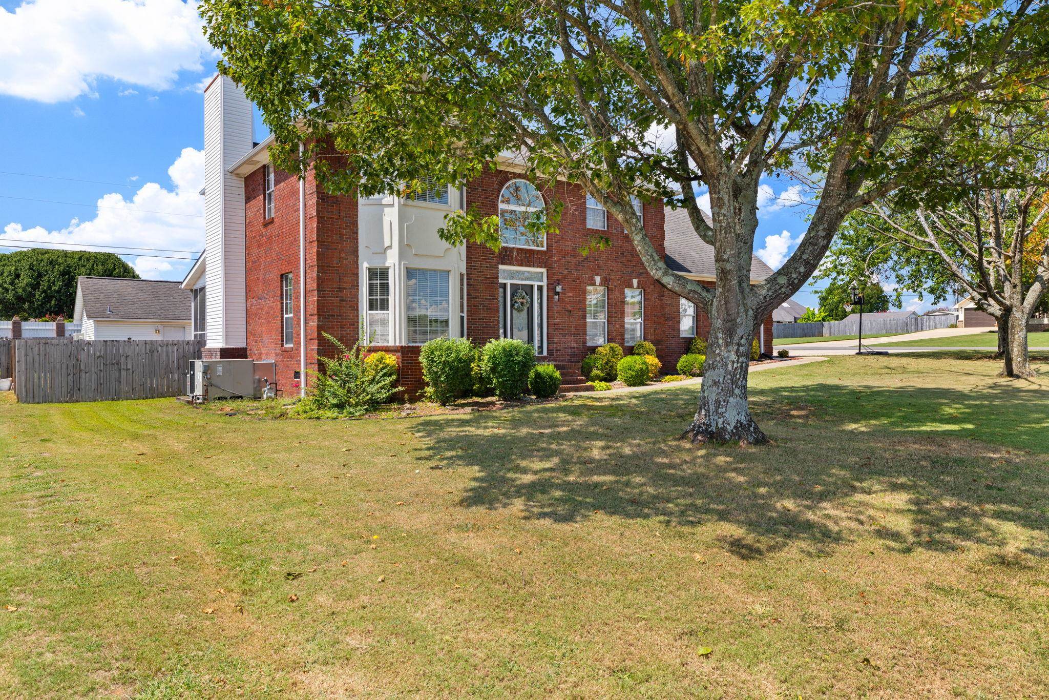 400 Prosperity Way, Muscle Shoals, AL 35661 — photo 2