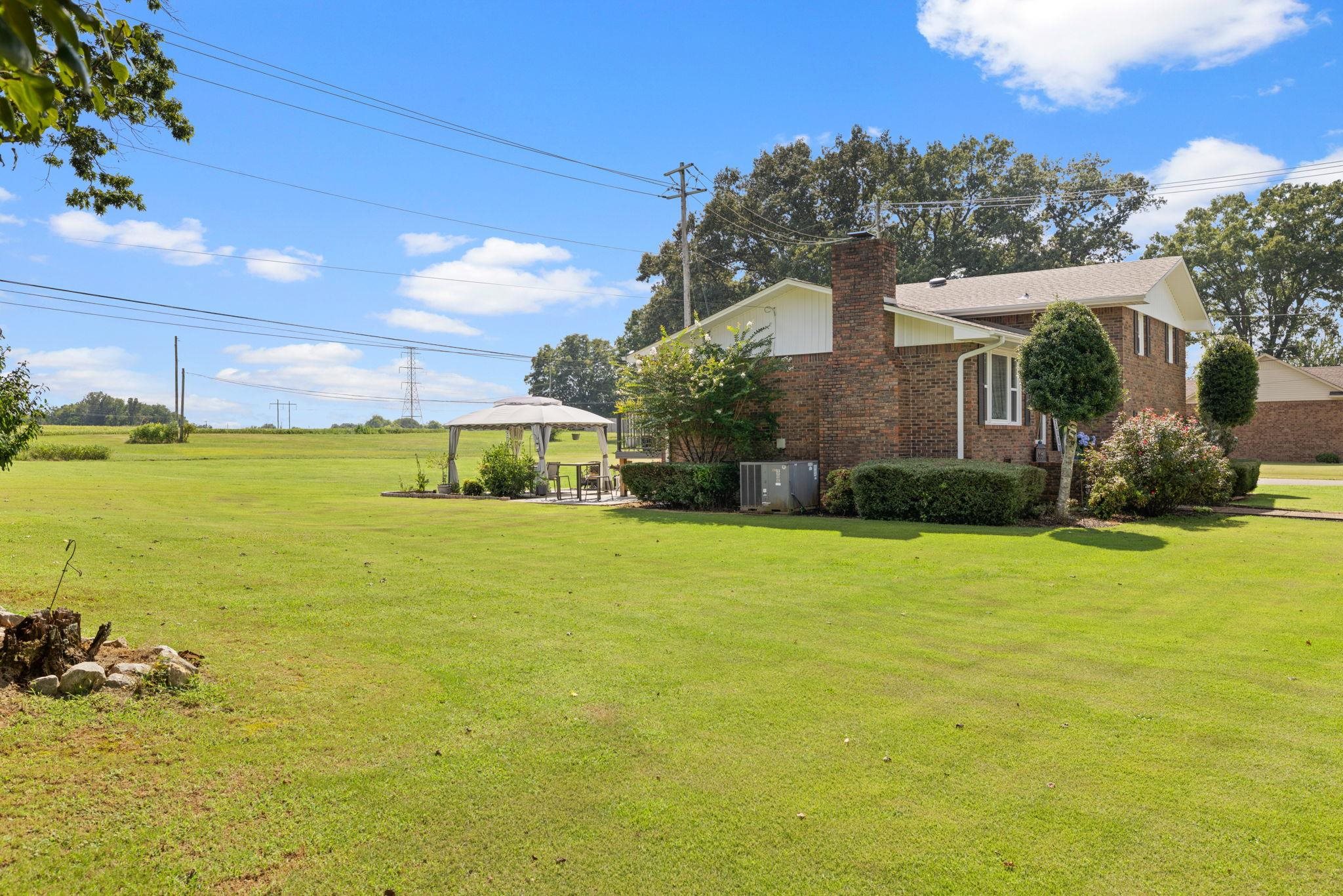 300 Monroe Ave, Muscle Shoals, AL 35661 — photo 4