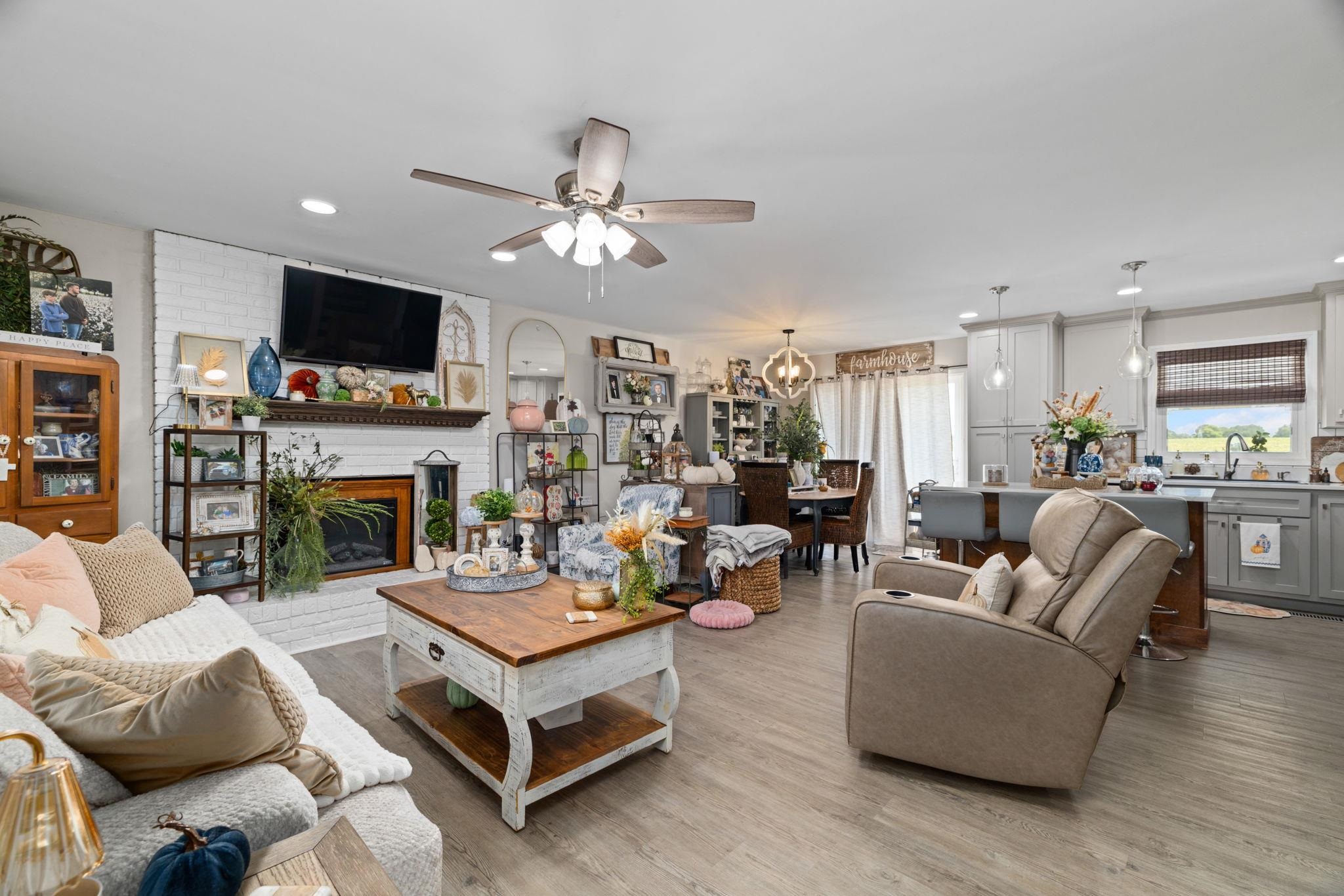 300 Monroe Ave, Muscle Shoals, AL 35661 — photo 5