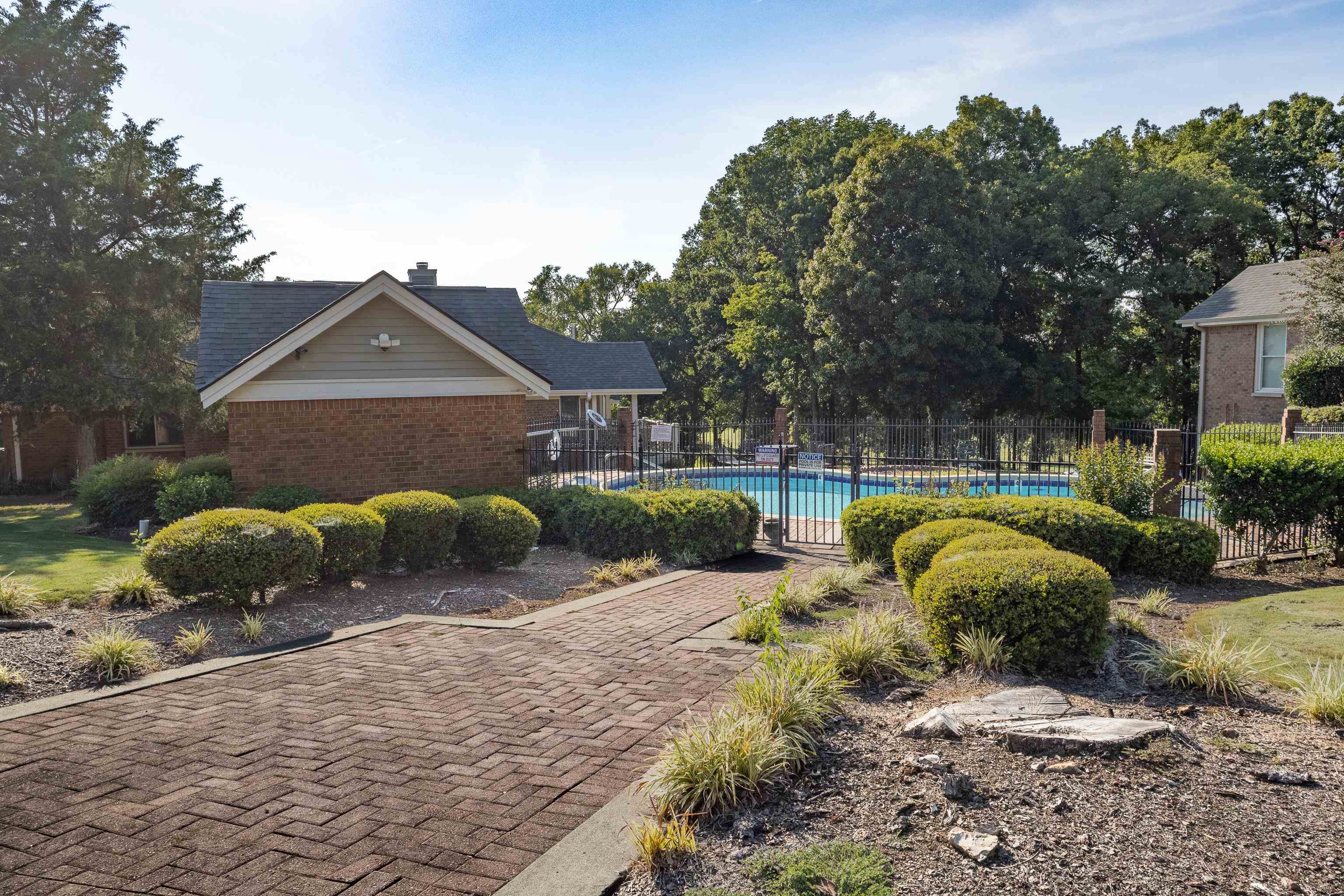 2032 Fairway Hills Dr, Huntsville, AL 35802 — photo 7