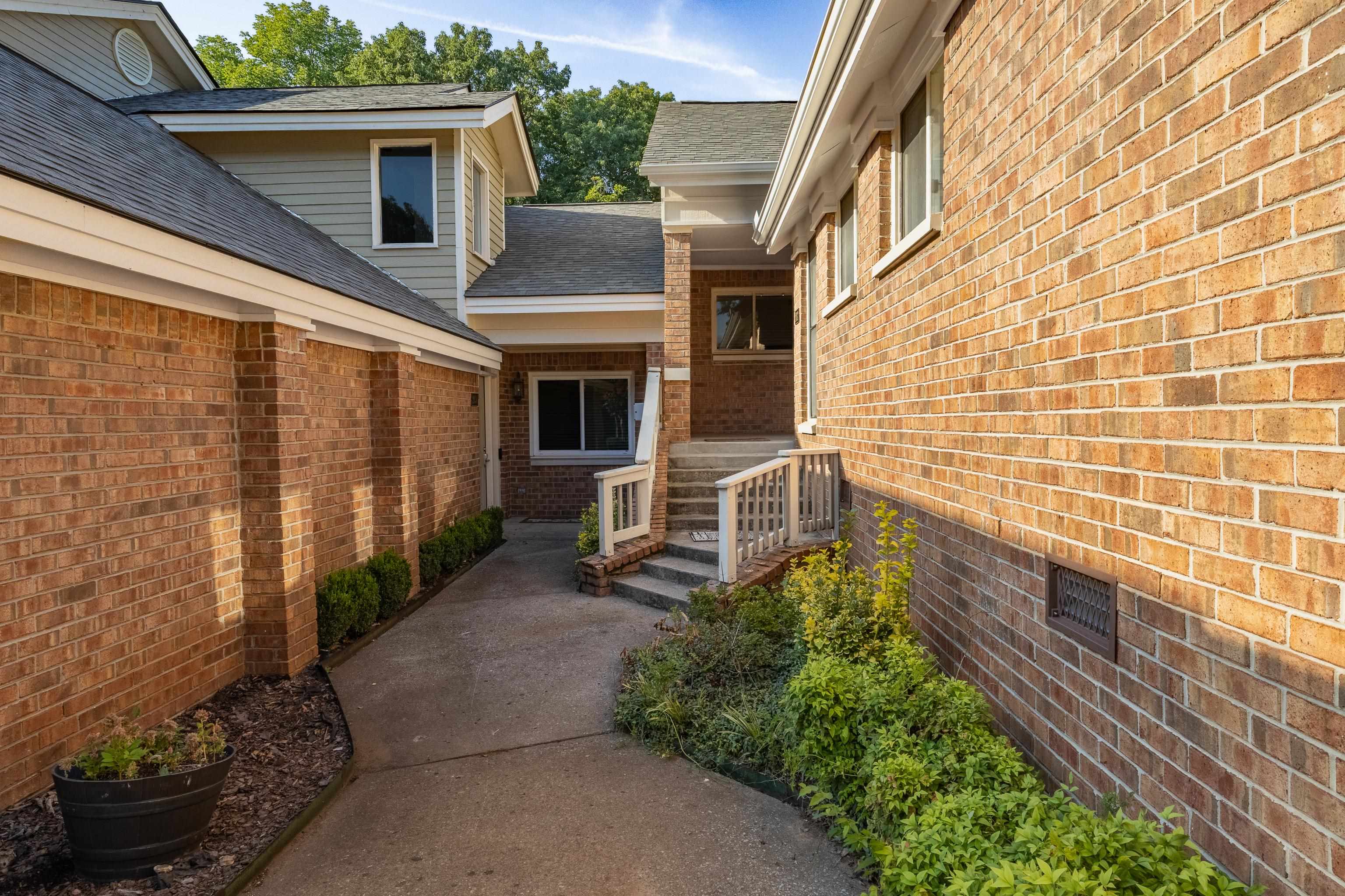 2032 Fairway Hills Dr, Huntsville, AL 35802 — photo 9