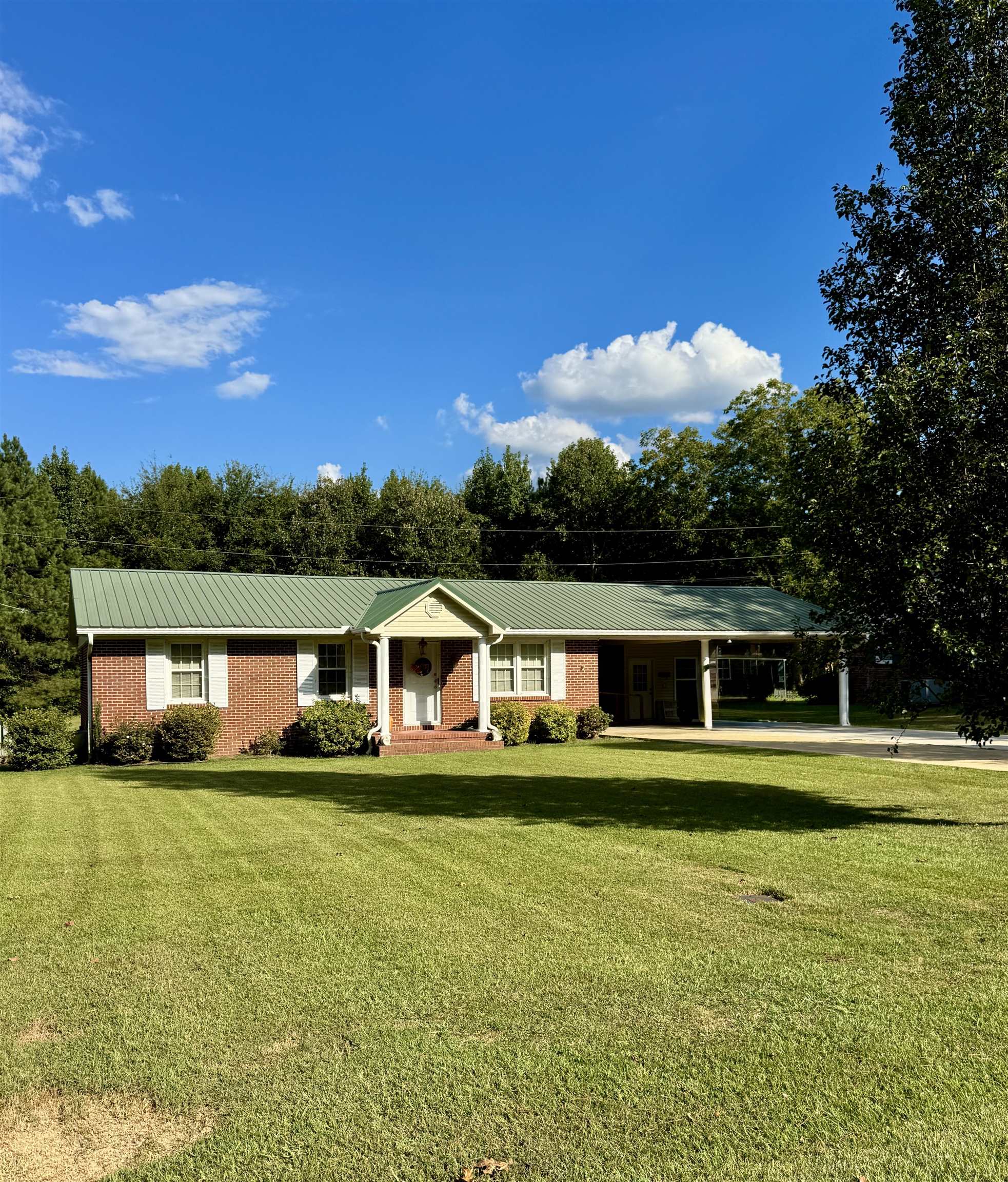 1016 3rd St, Red Bay, AL 35582 — photo 1