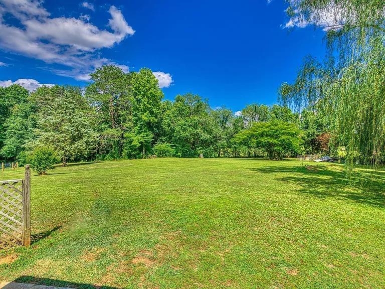 13070 Frankfort Rd, Tuscumbia, AL 35674 — photo 2