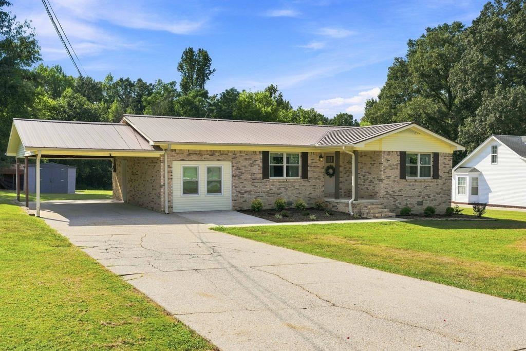 2115 Killough Dr, Tuscumbia, AL 35674 — photo 1