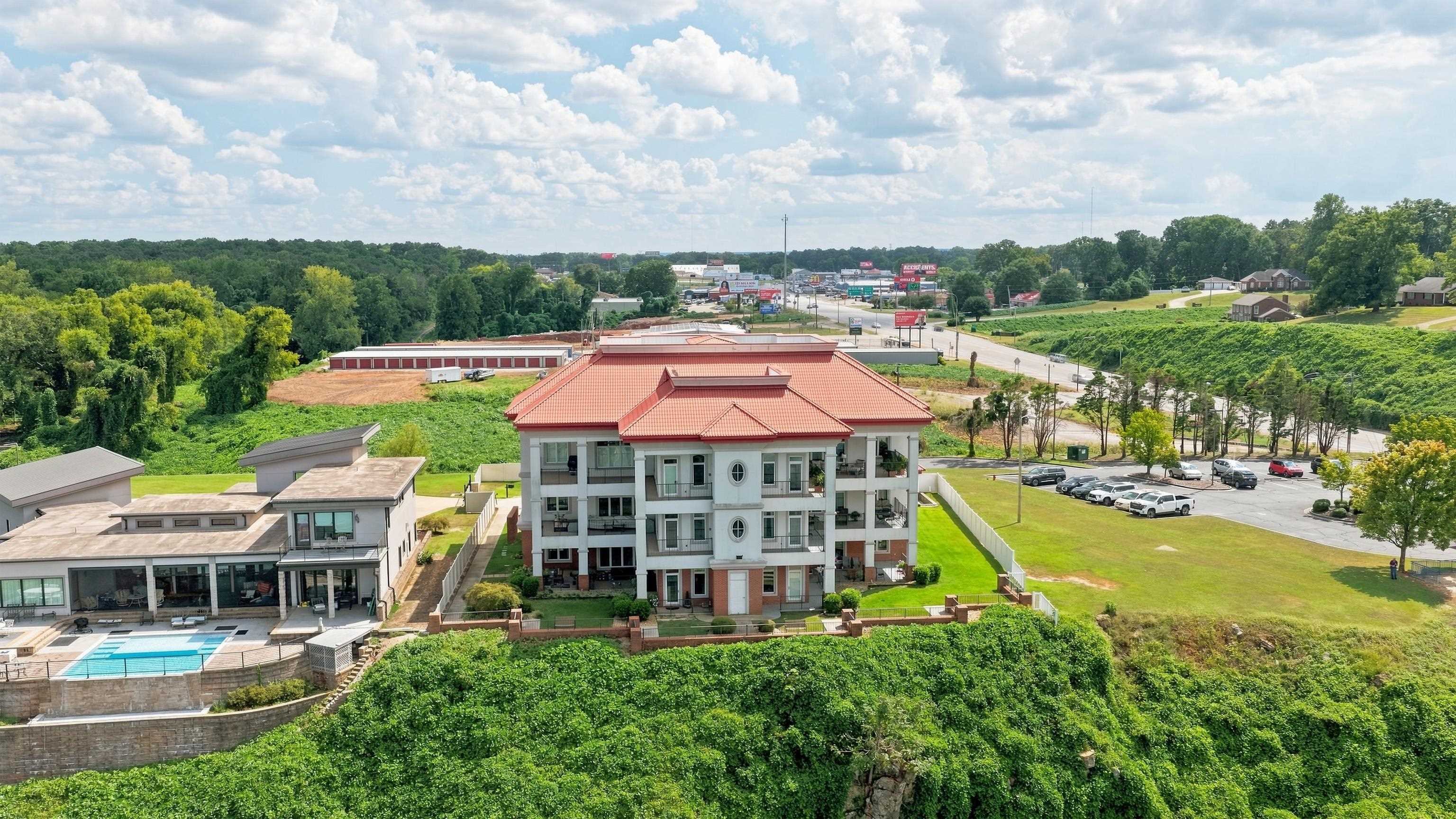 2210 Ashe Blvd, Sheffield, AL 35660 — photo 9
