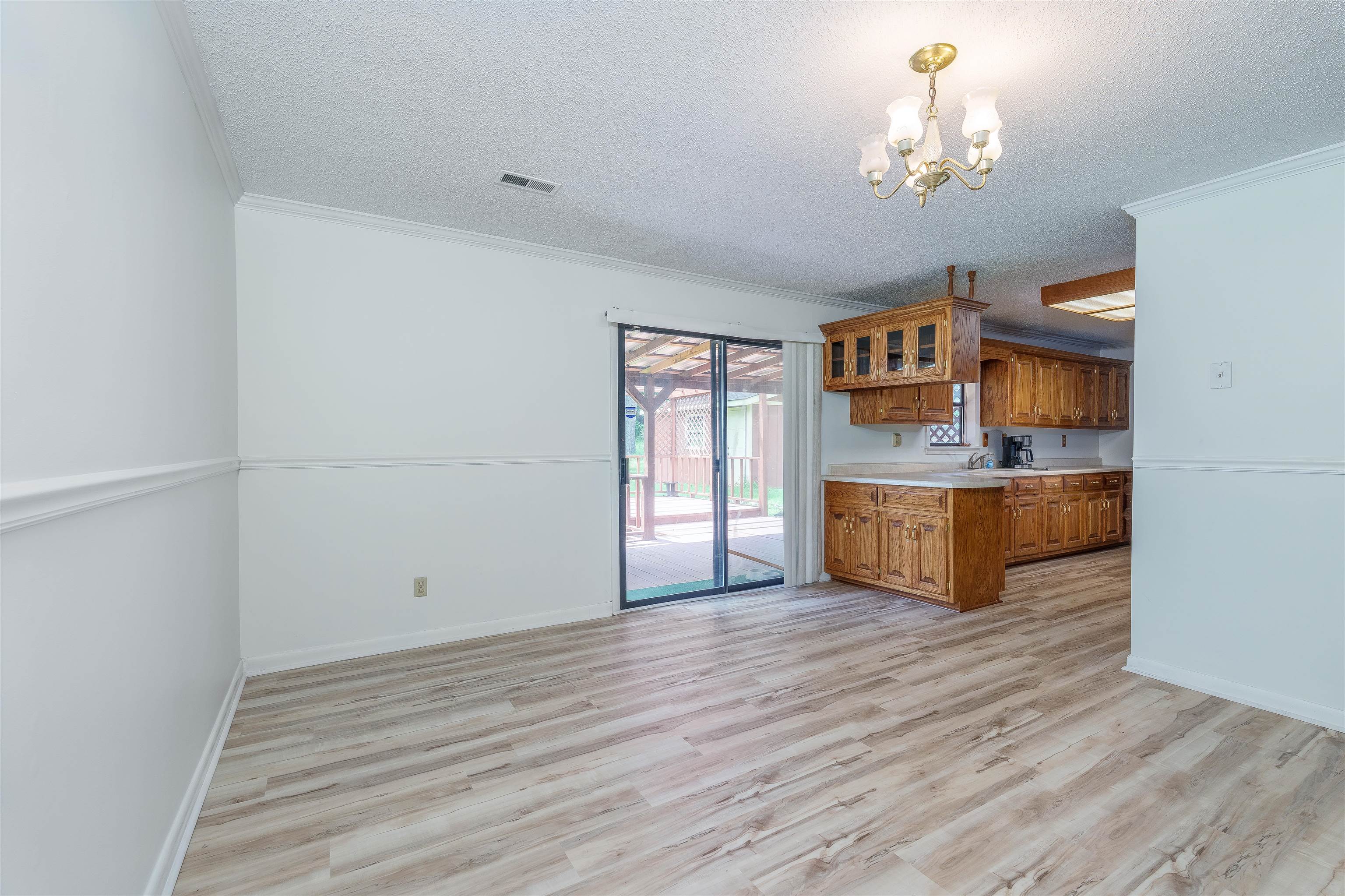 1705 Keller Quarry Rd, Tuscumbia, AL 35674 — photo 8