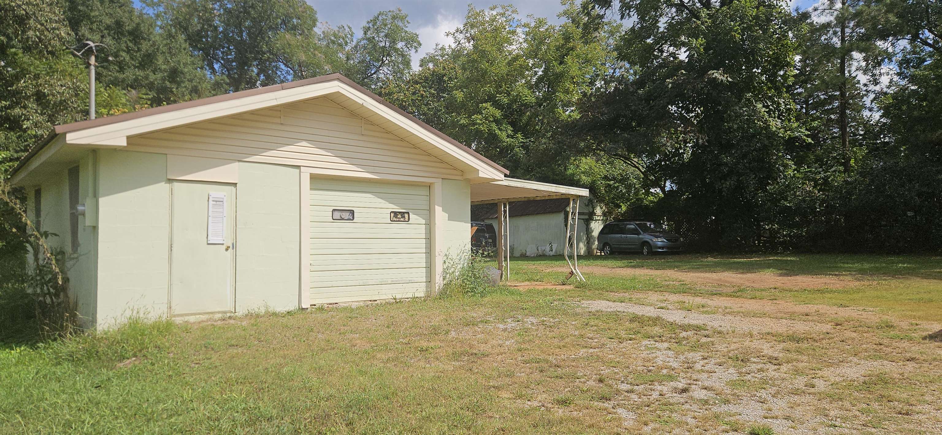 000 Randal Ln, Tuscumbia, AL 35674 — photo 1