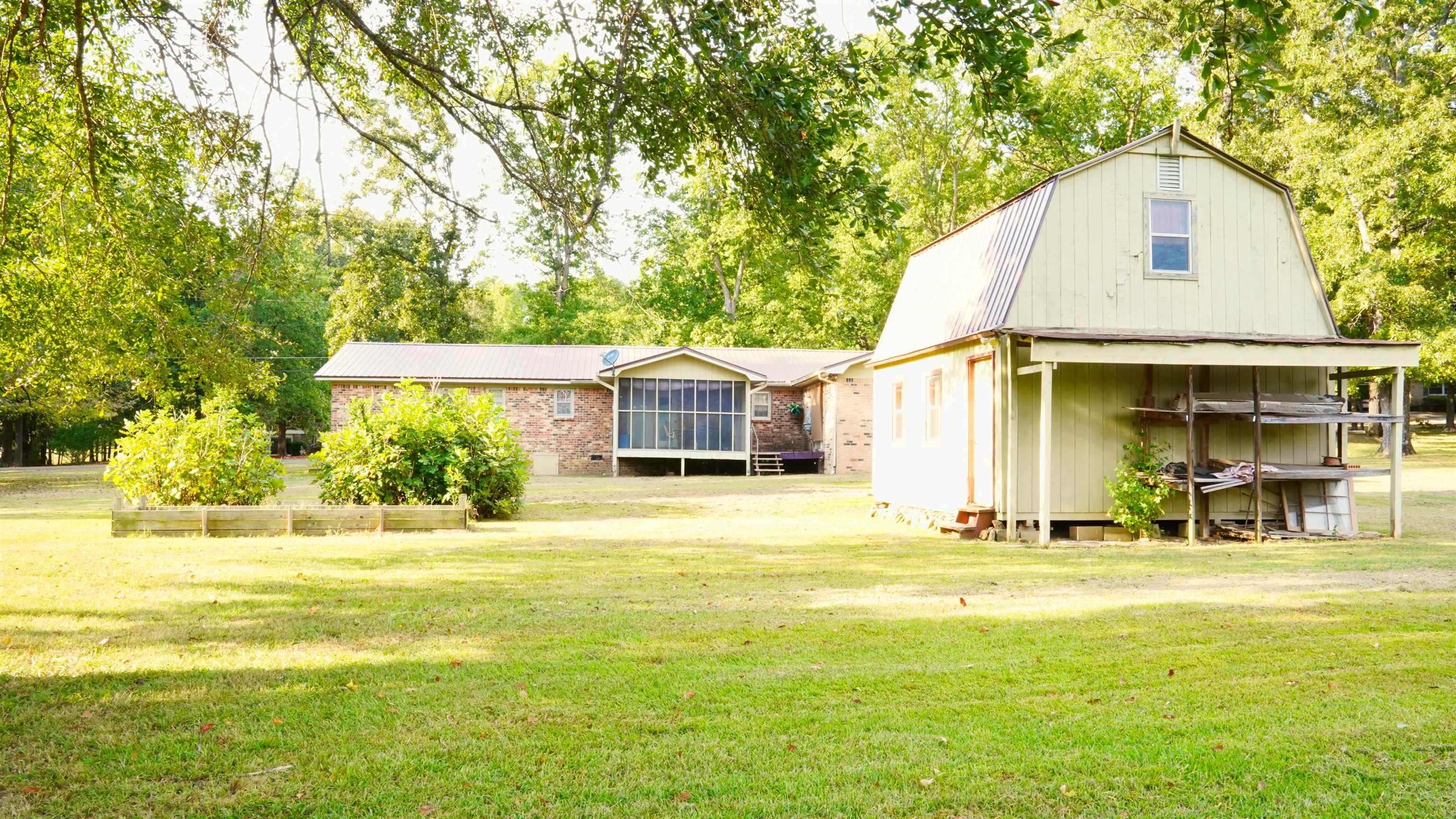 260 N Riverside Dr, Hamilton, AL 35570 — photo 5