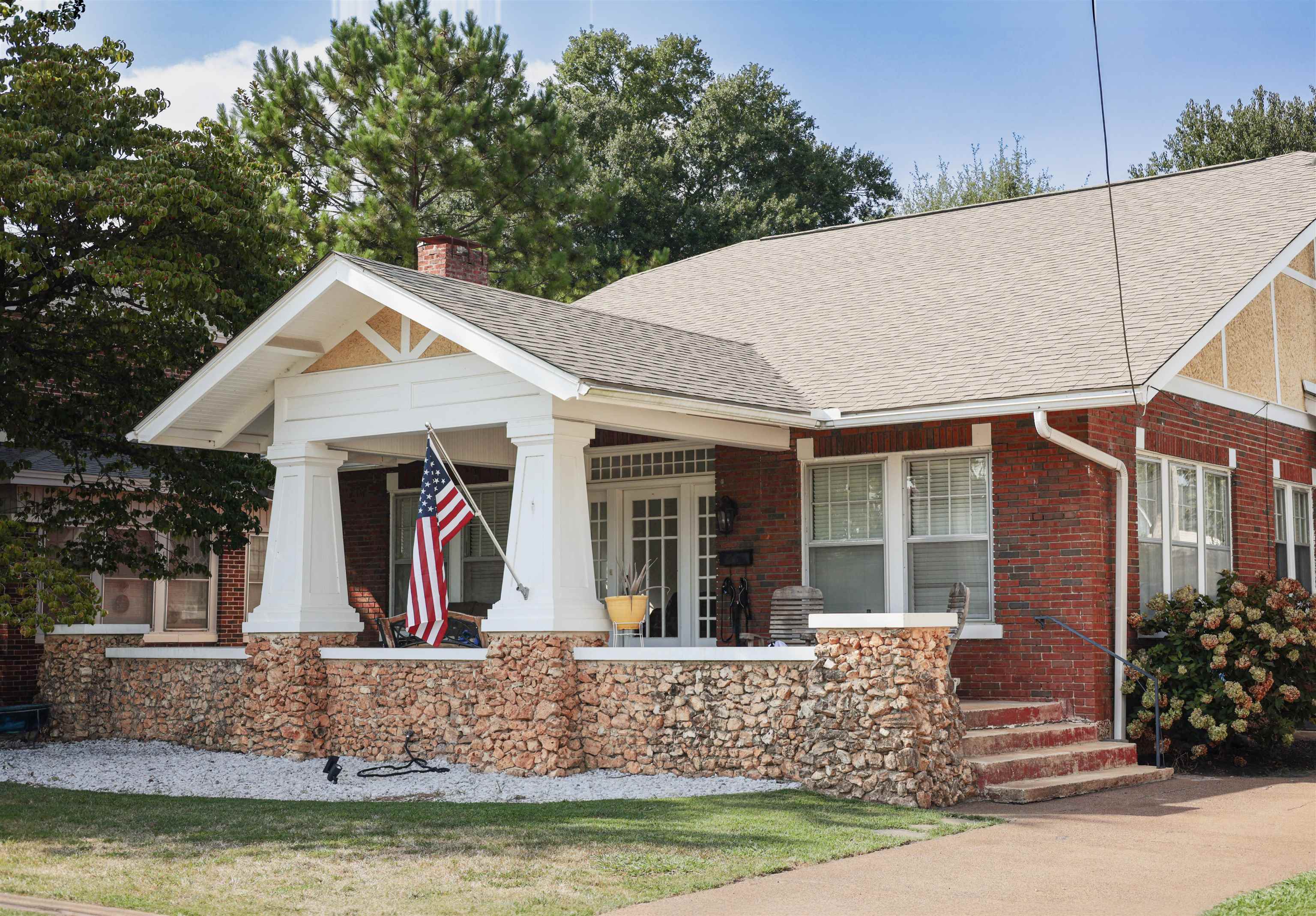 707 6th St, Tuscumbia, AL 35674 — photo 2