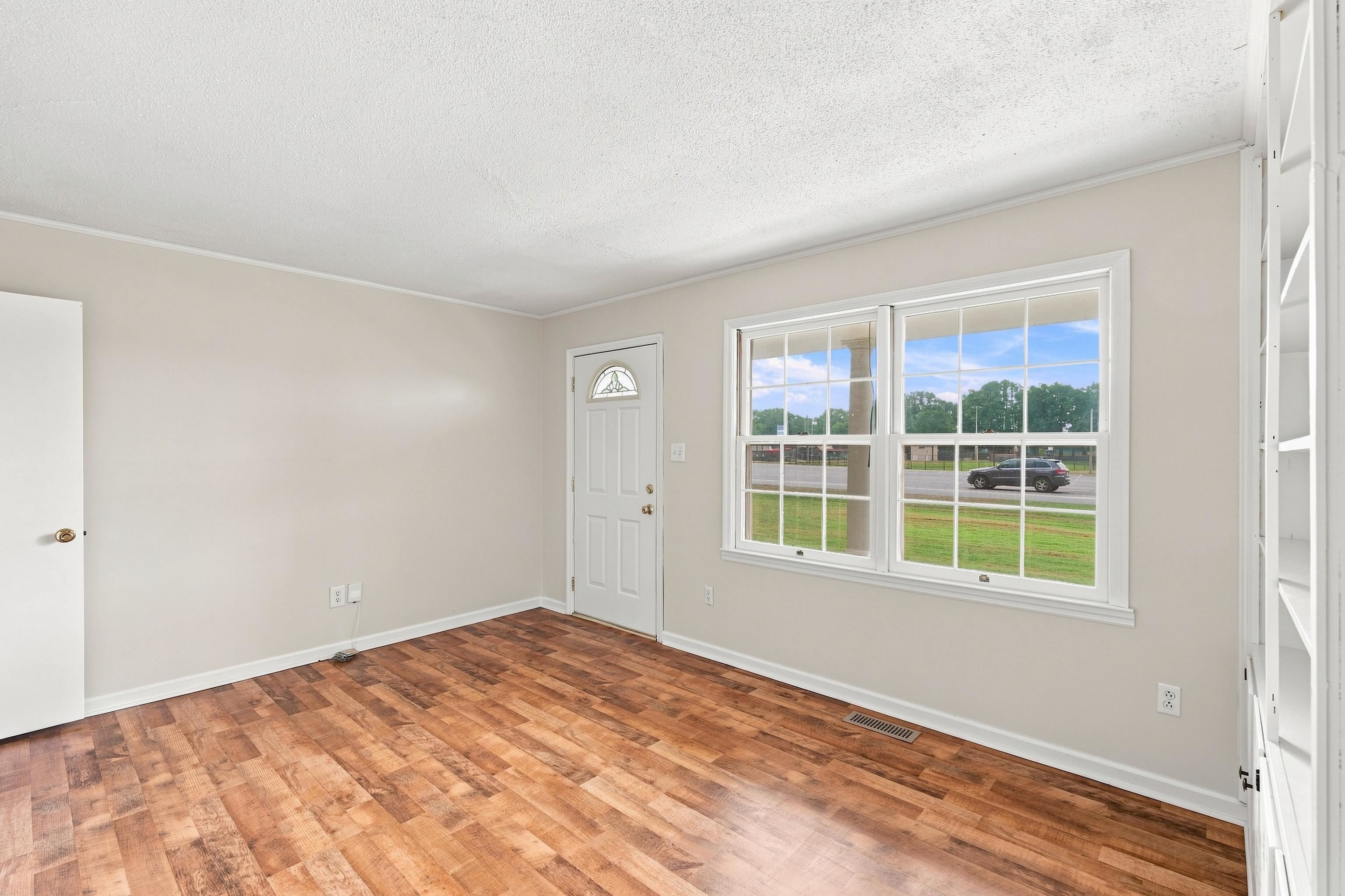 725 Dearborn St, Muscle Shoals, AL 35661 — photo 9