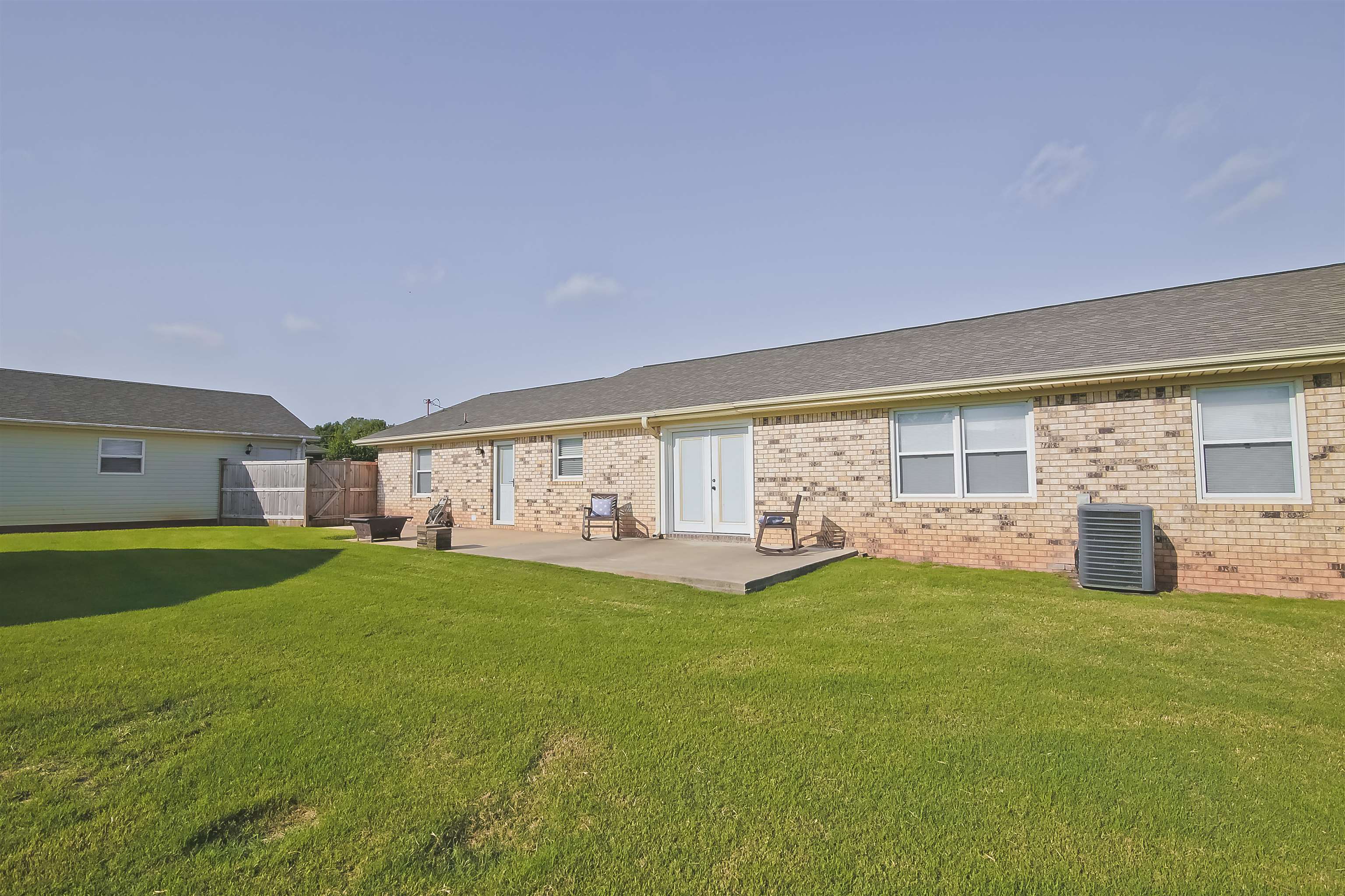 660 Blake Dr, Tuscumbia, AL 35674 — photo 6
