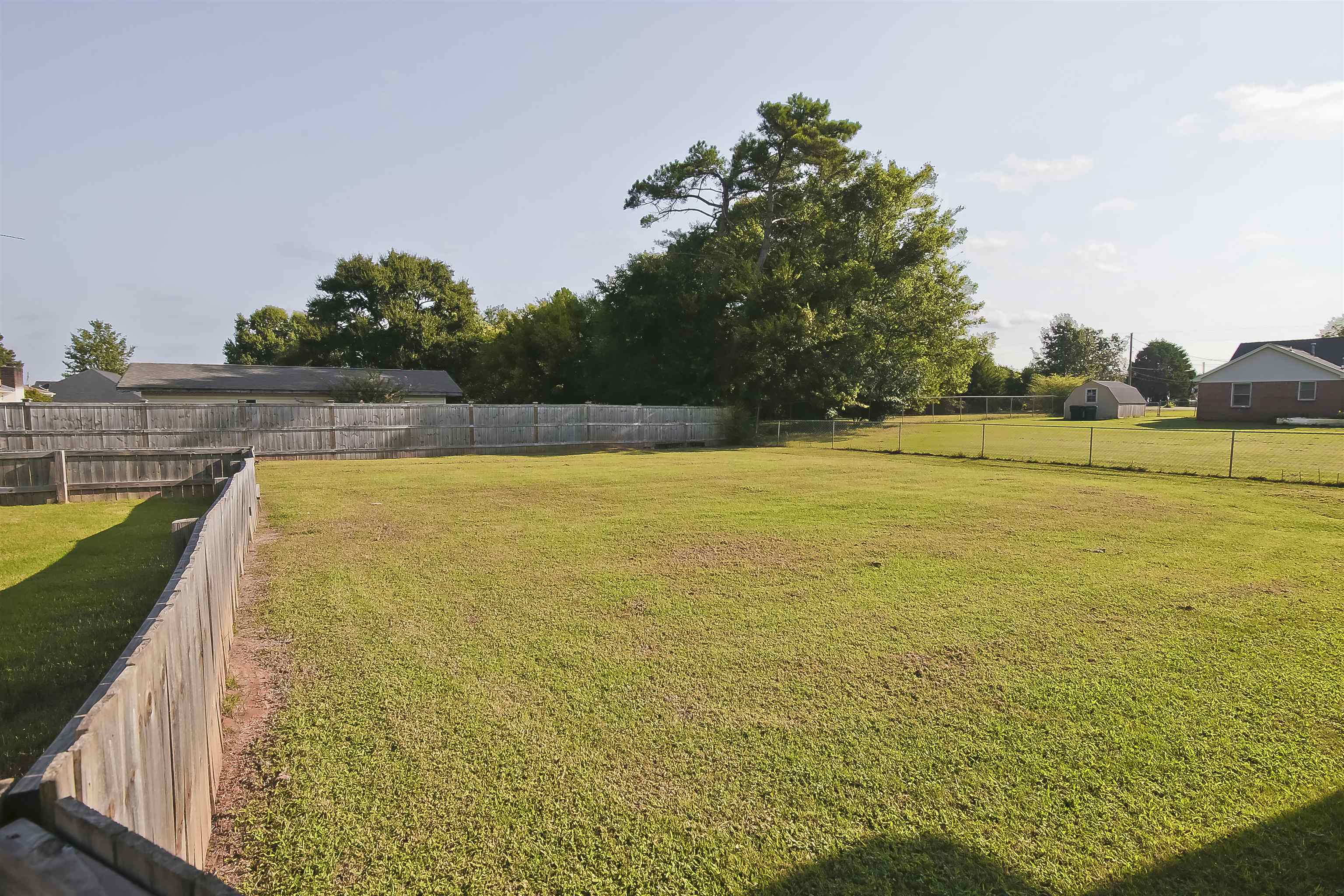 660 Blake Dr, Tuscumbia, AL 35674 — photo 8