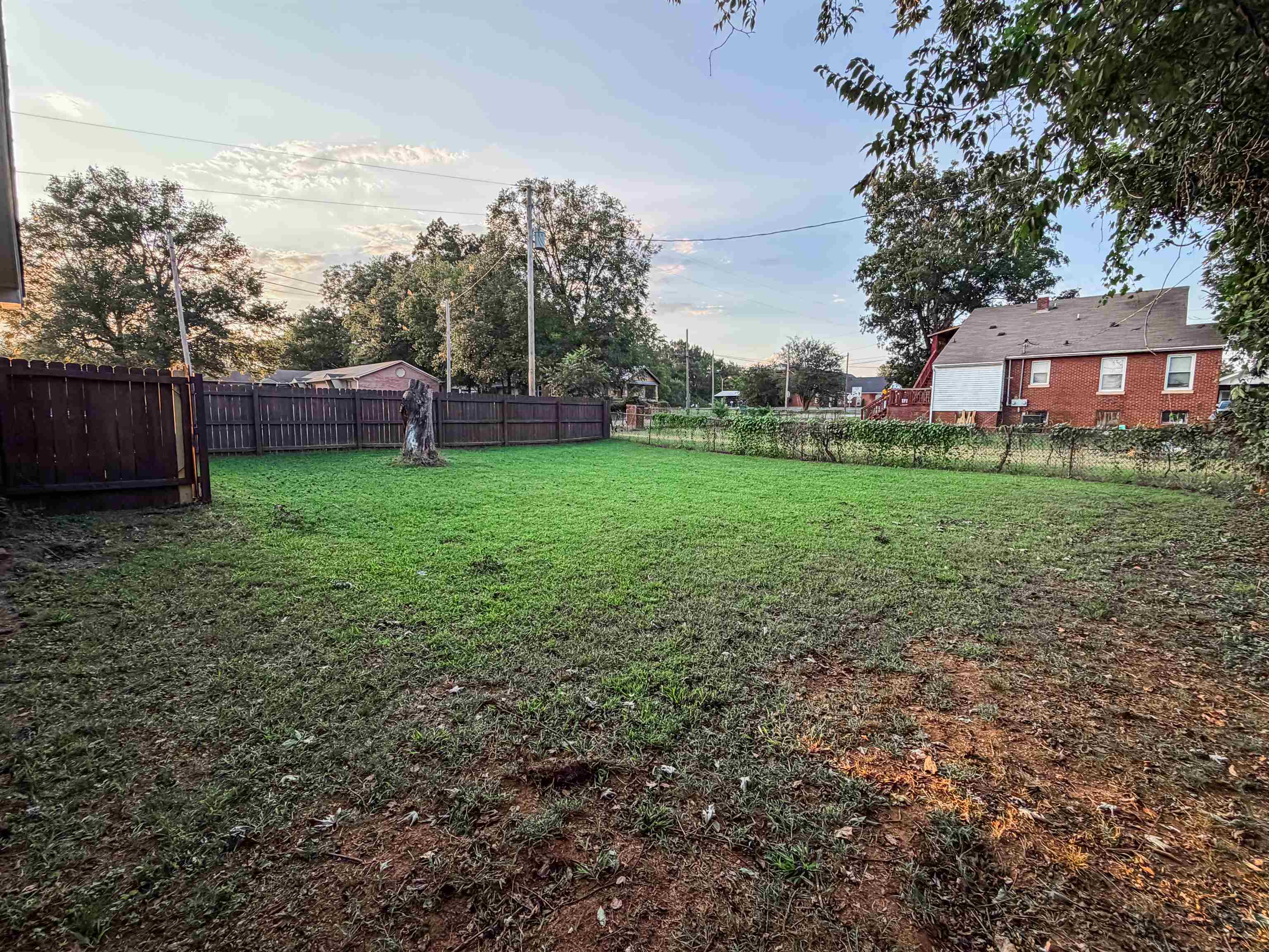 400 N Hook St, Tuscumbia, AL 35674 — photo 8