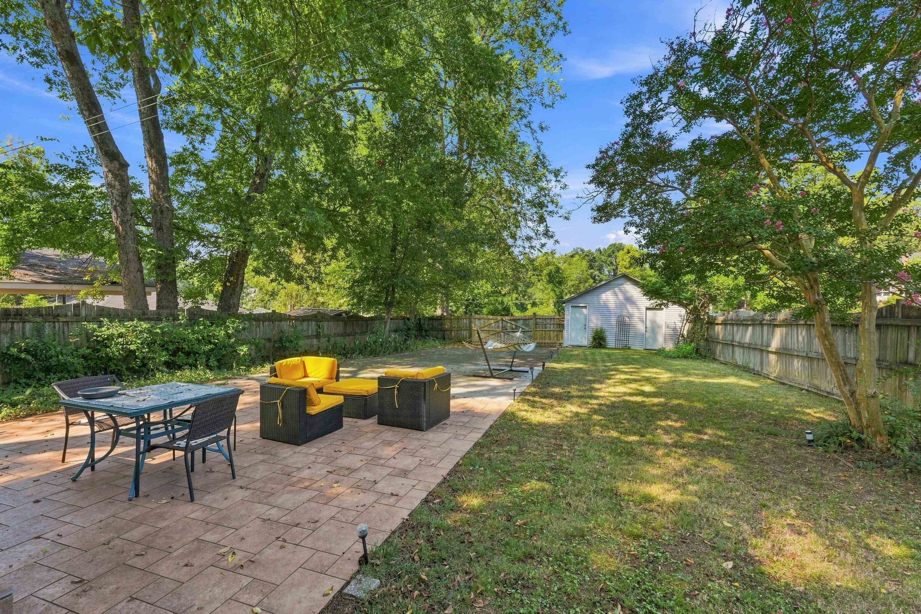 105 Mabel Ave, Sheffield, AL 35660 — photo 4