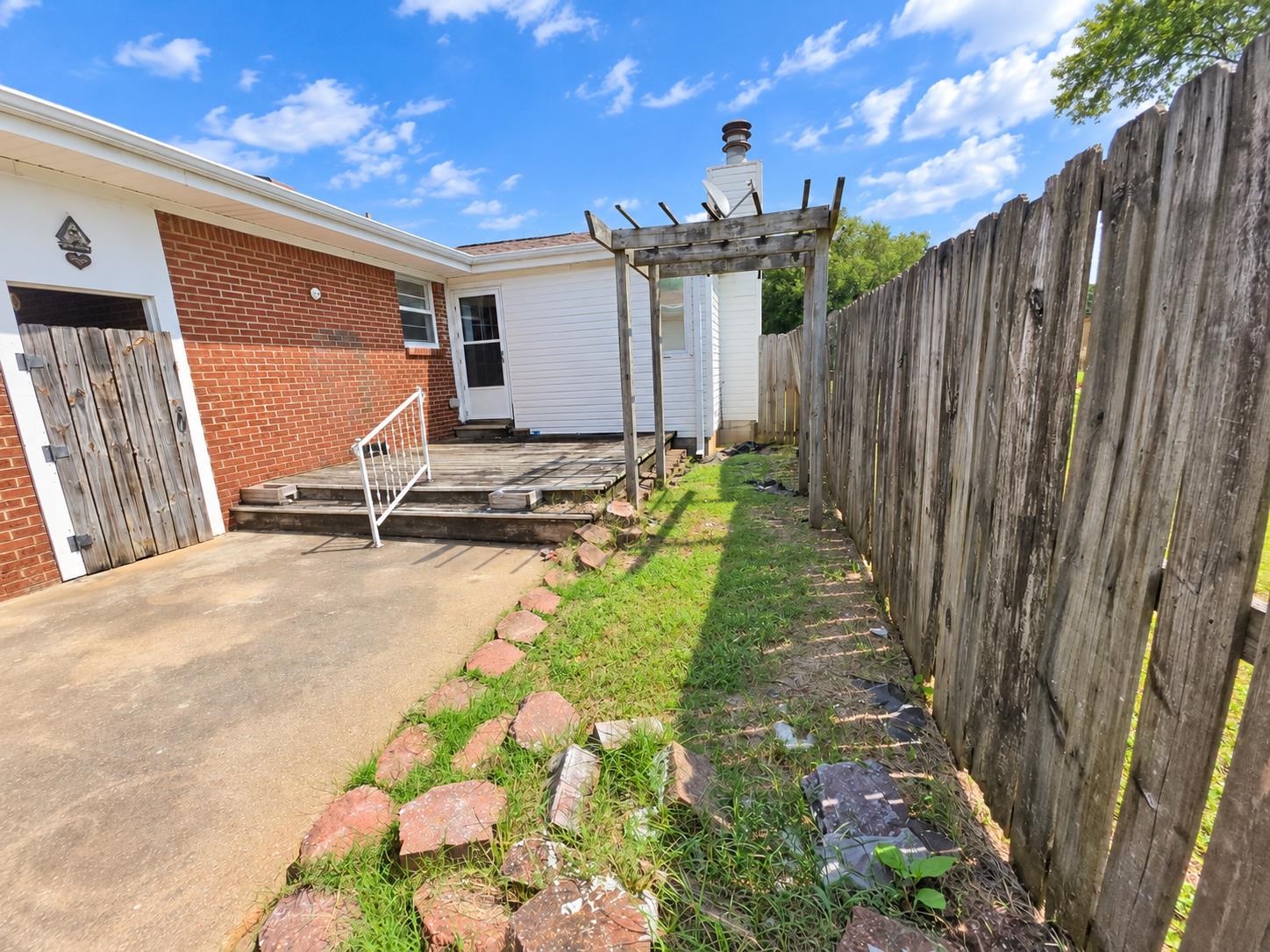 200 W Pasadena Ave, Muscle Shoals, AL 35661 — photo 12