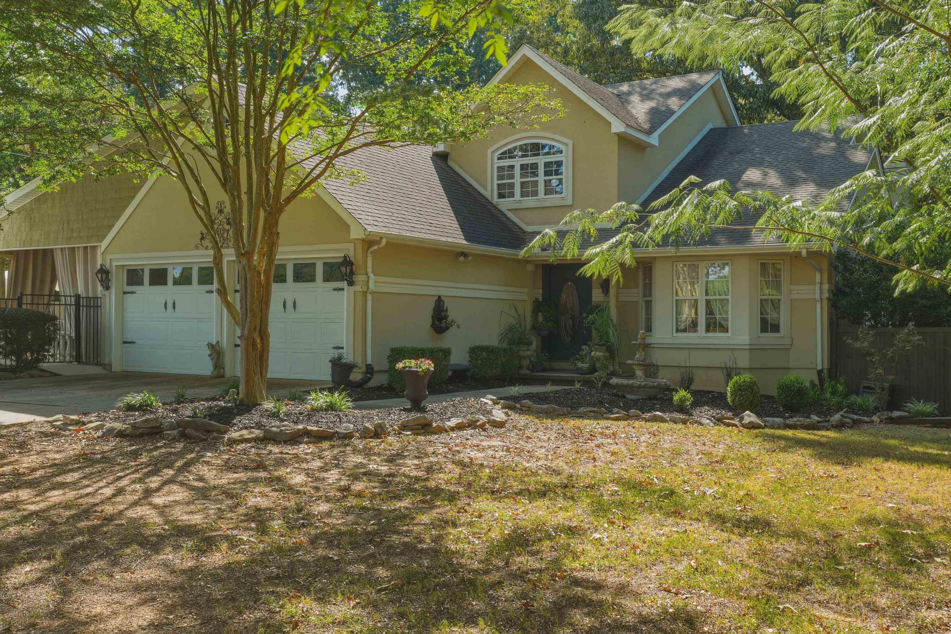 3721 Bainbridge Rd, Muscle Shoals, AL 35661 — photo 1