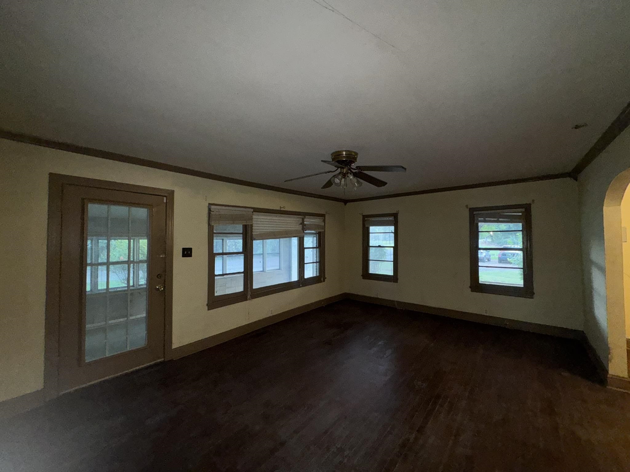 1217 Gayle St, Tuscumbia, AL 35674 — photo 7
