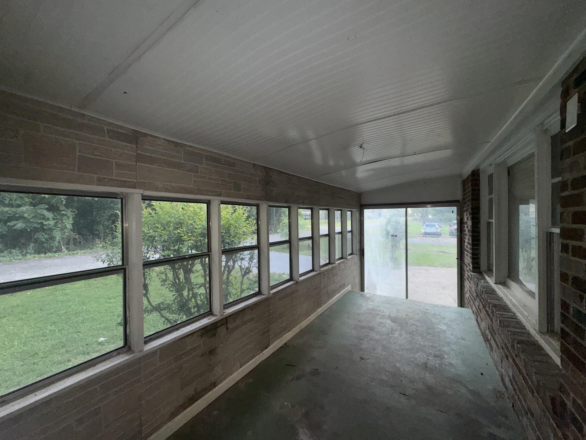 1217 Gayle St, Tuscumbia, AL 35674 — photo 8