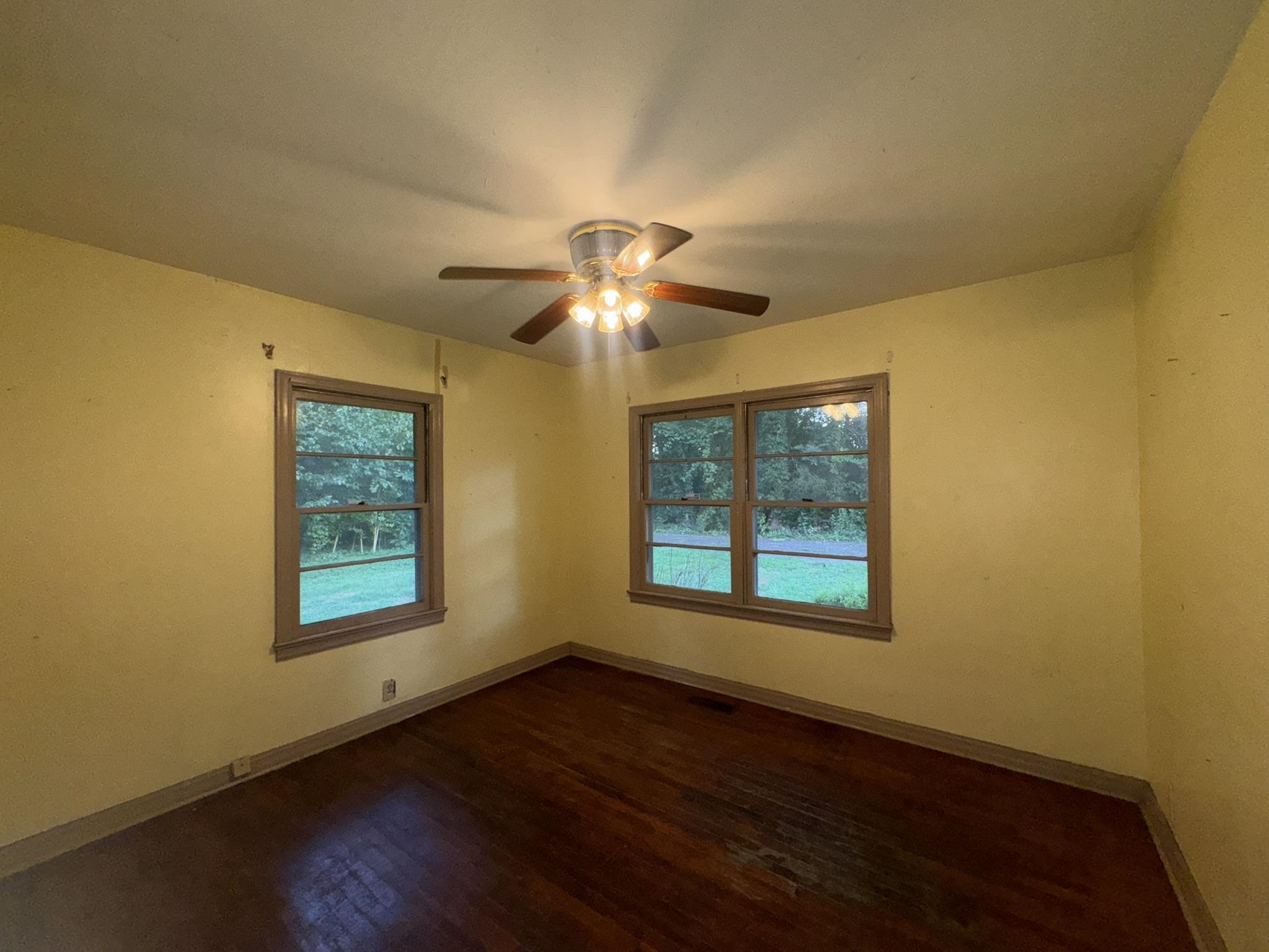 1217 Gayle St, Tuscumbia, AL 35674 — photo 10
