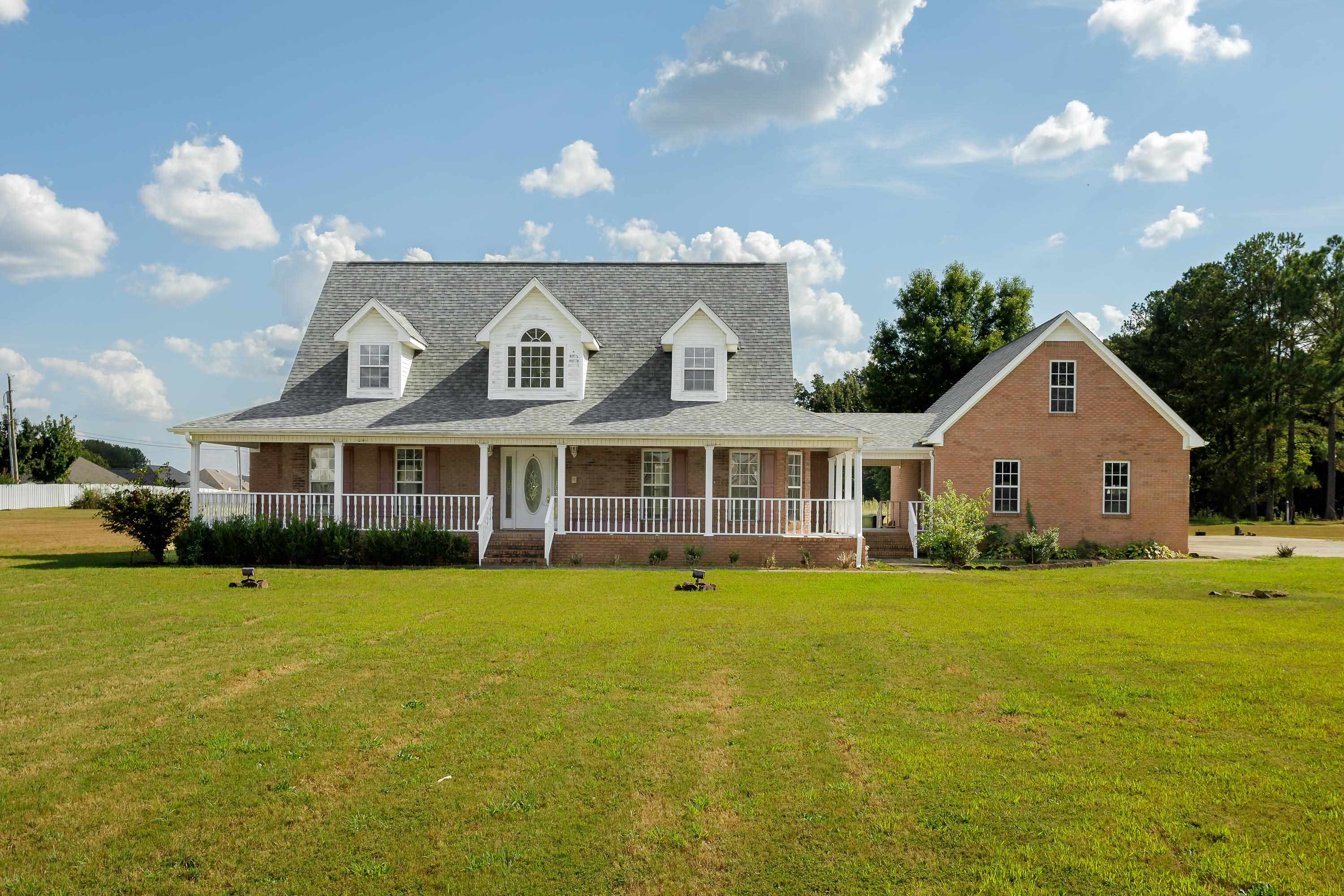 502 E Washington Dr, Muscle Shoals, AL 35661 — photo 1