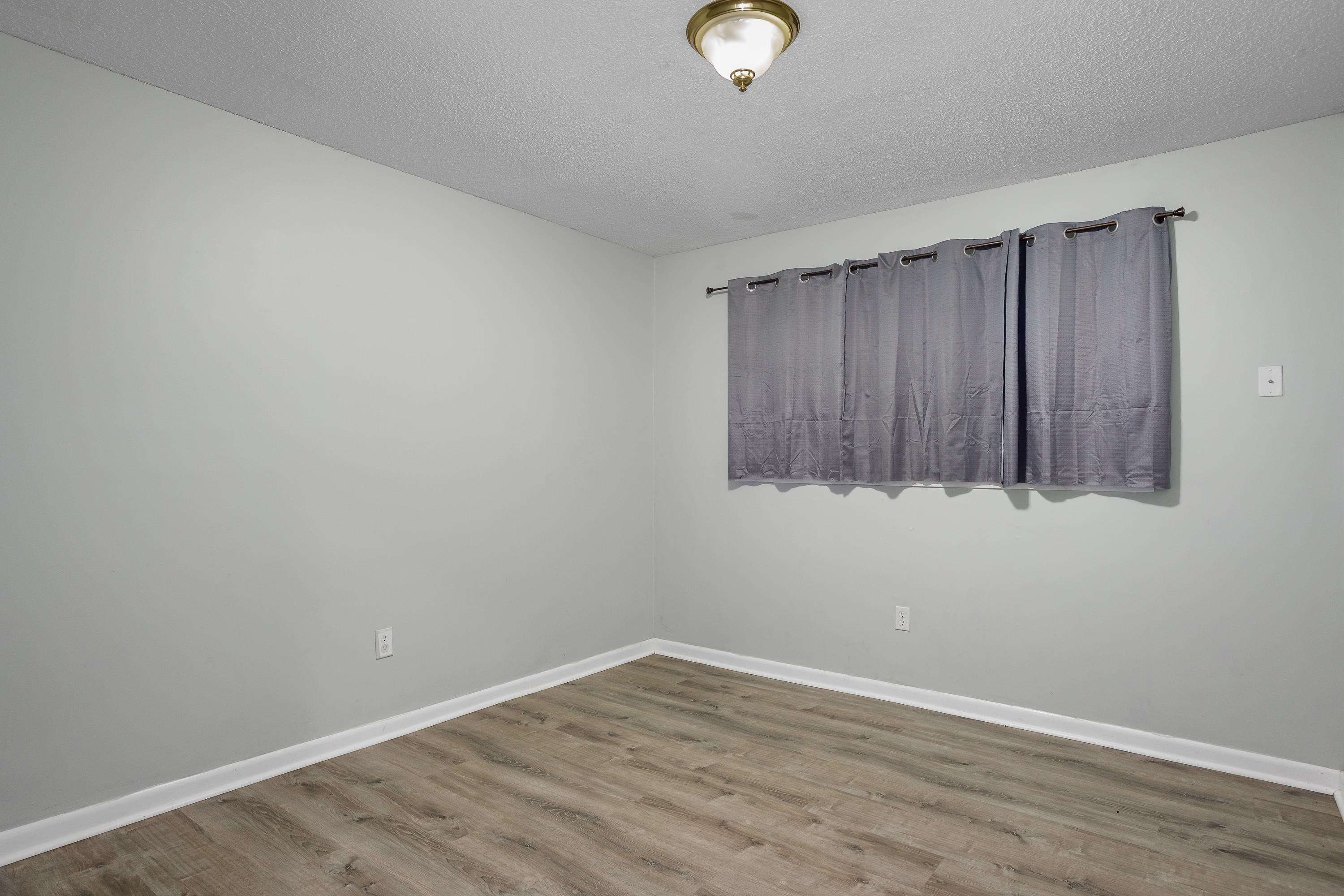 1524 Woodmont Dr, Tuscumbia, AL 35674 — photo 11