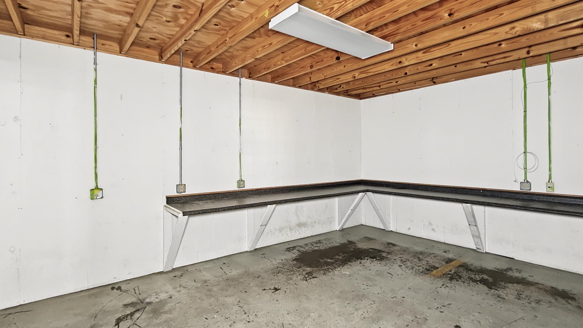180 Cambridge Dr