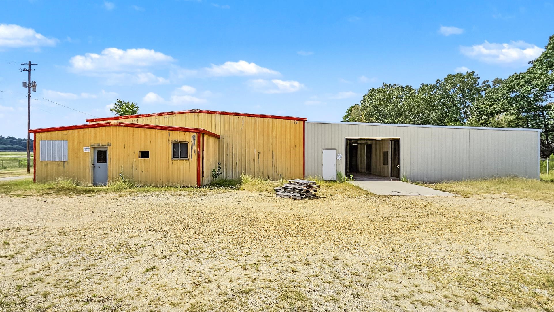 180 Cambridge Dr