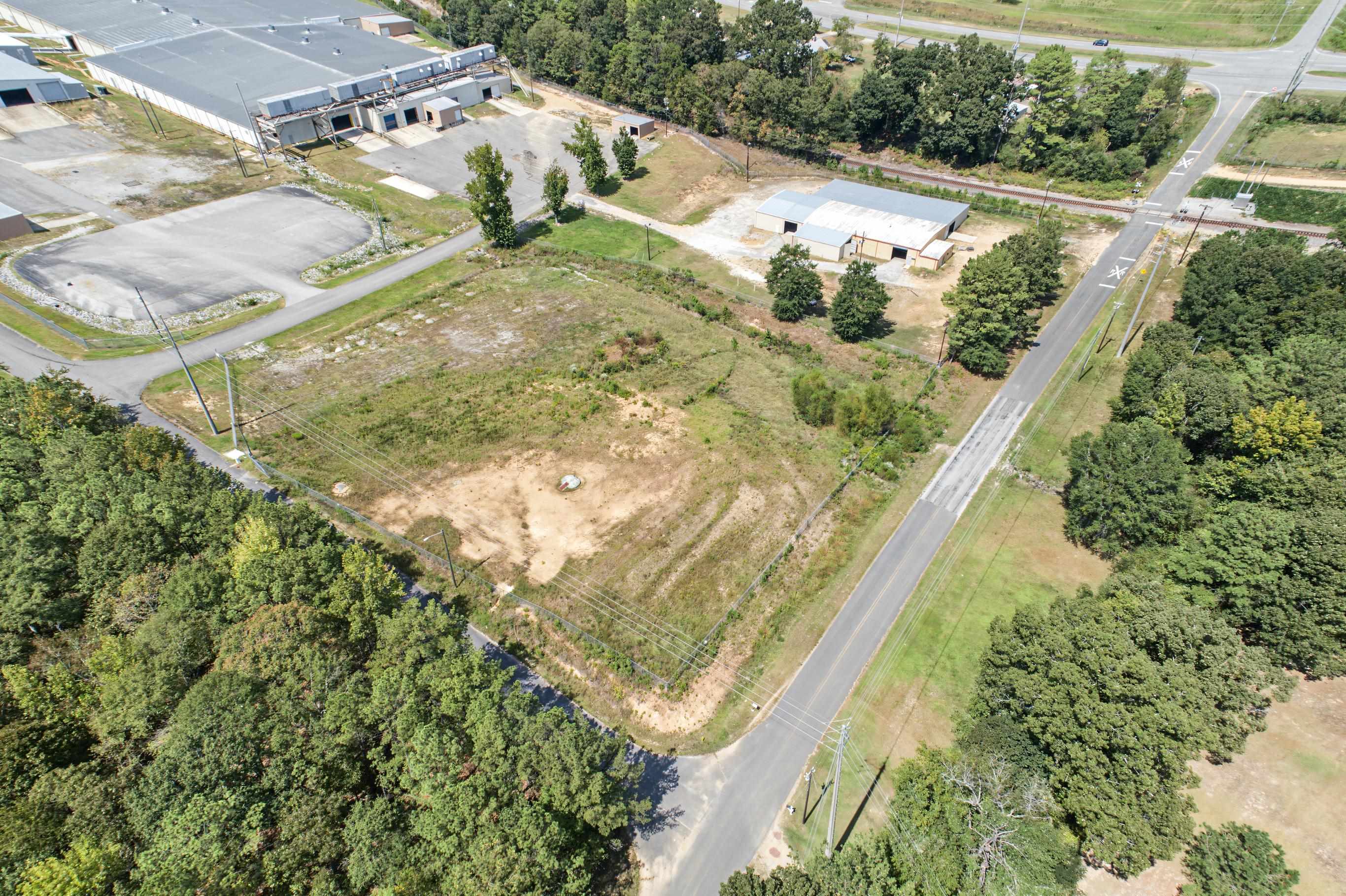 180 Cambridge Dr