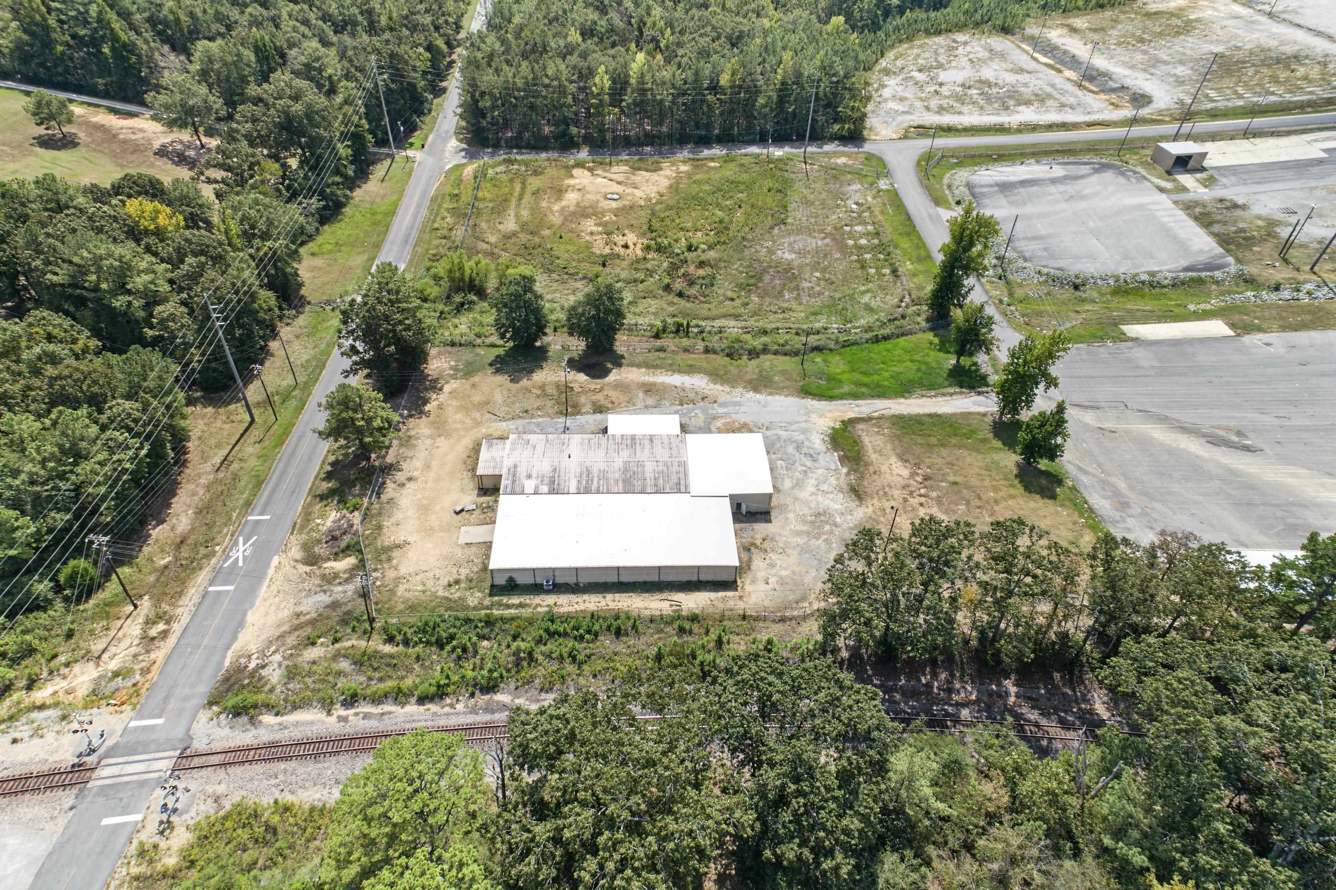 180 Cambridge Dr