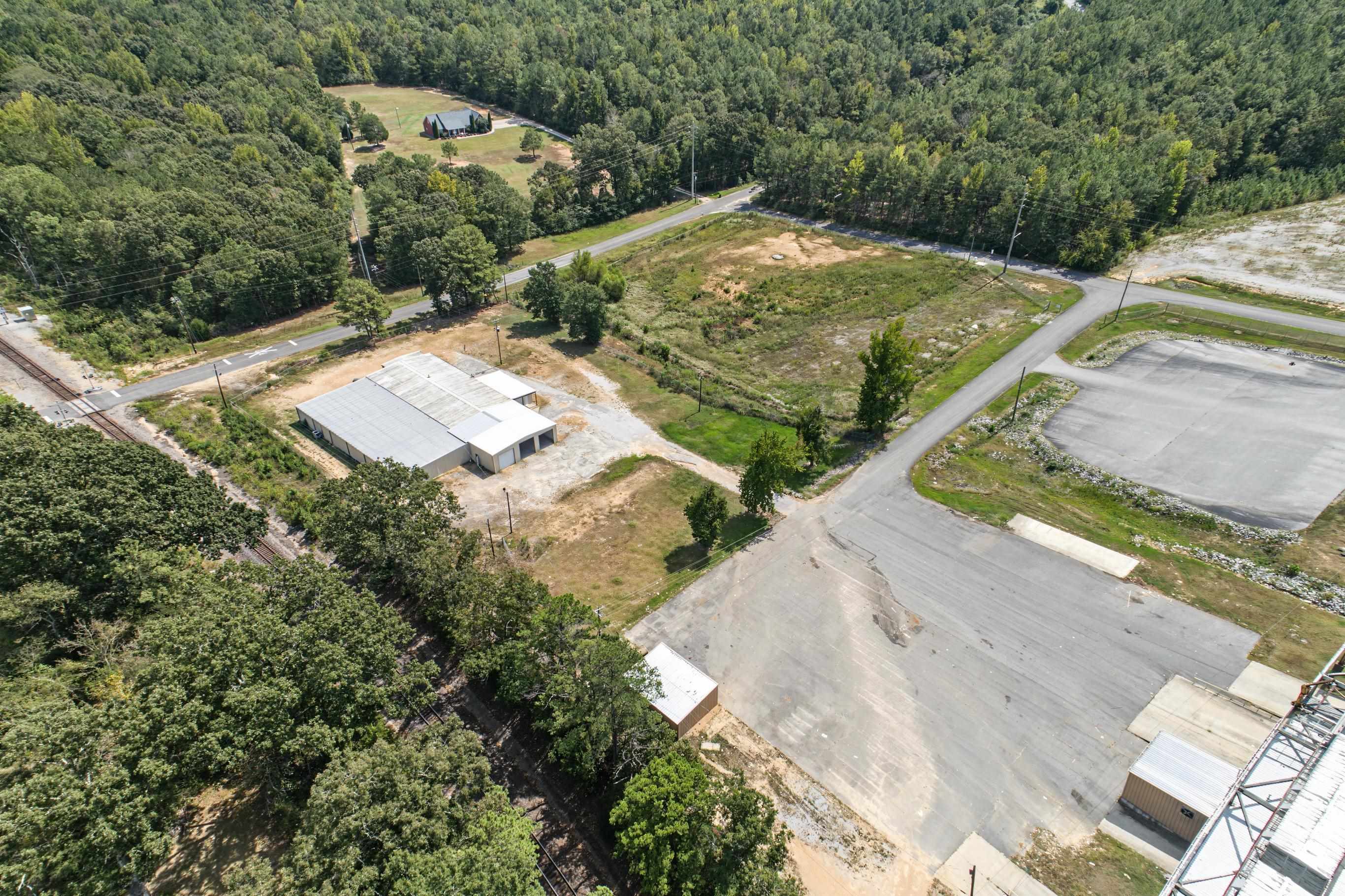 180 Cambridge Dr