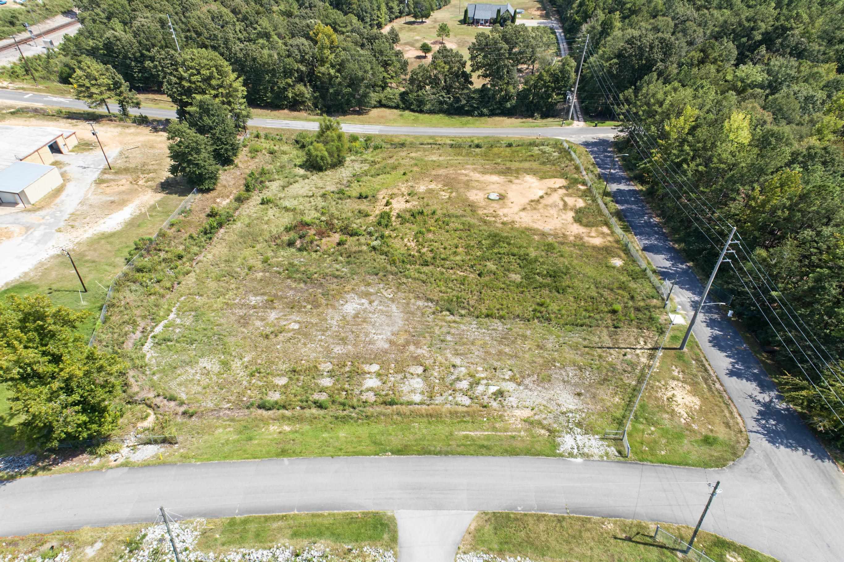 180 Cambridge Dr
